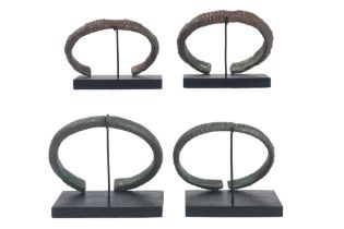 four Ancient Persia Luristan period bracelets in bronze || OUD IRAN - LURISTAN (1200 - 800 BC) lot