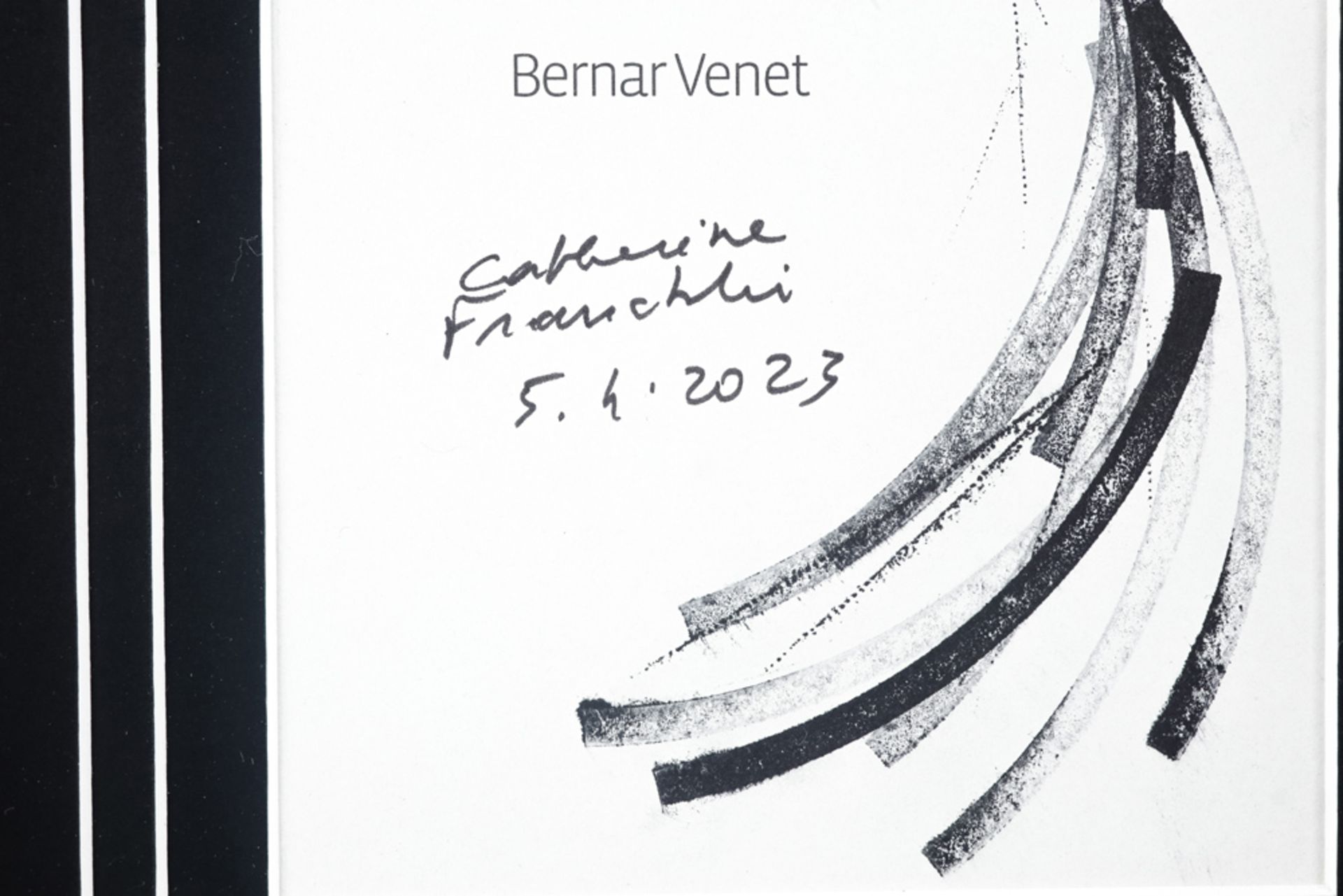 Bernar Venet signed drawing - with a dedication dated 2023 || VENET BERNAR (° 1941) tekening met - Image 2 of 3