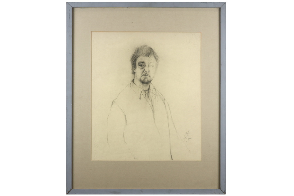 five charcoal drawings - signed Hugo Heyens || HEYENS HUGO (1942 - 1987) lot van vijf - Image 3 of 7