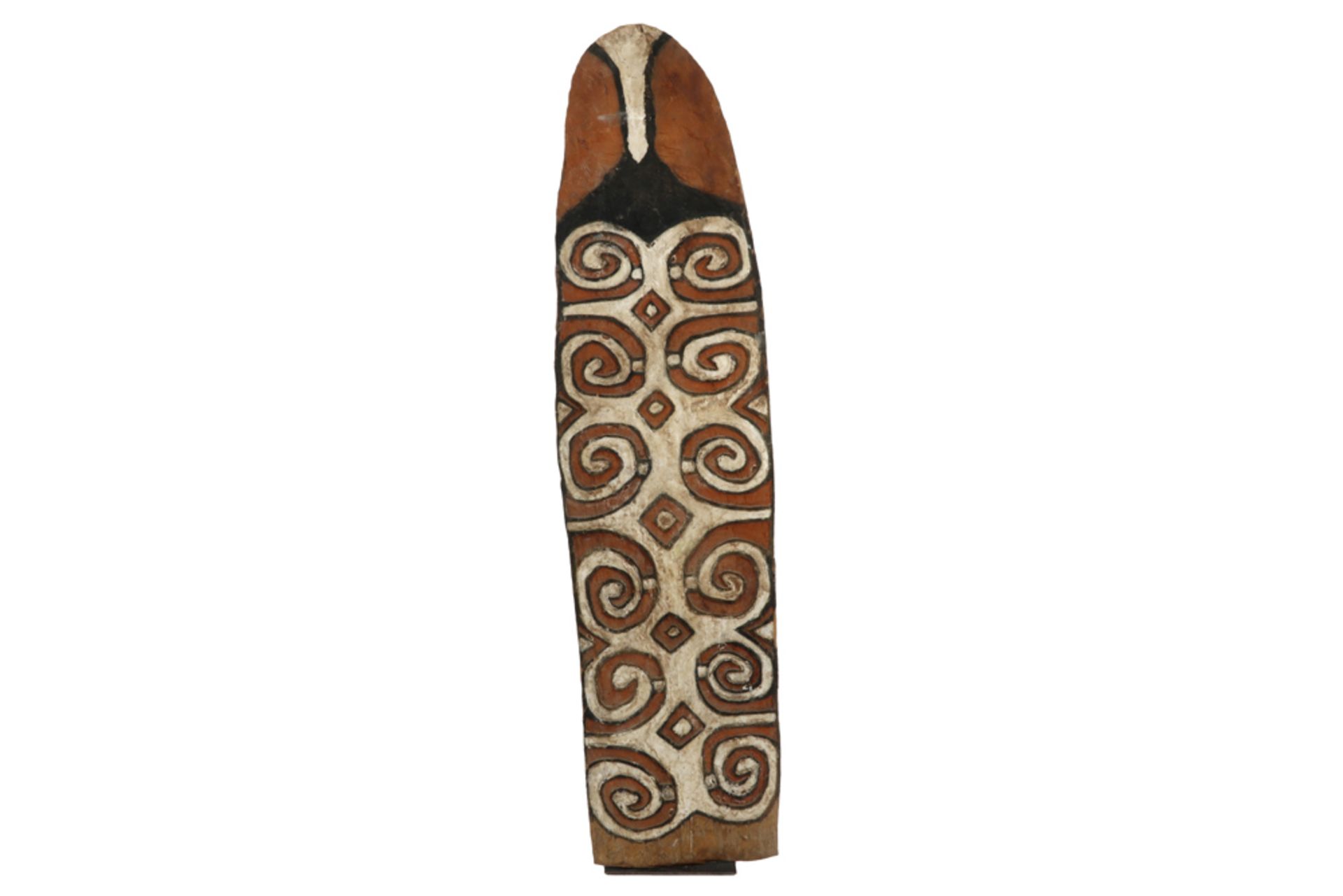 Irian Jaya Citak Sumenak Asmat shield in wood and pigments || INDONESIE / IRIAN JAYA - CITAK