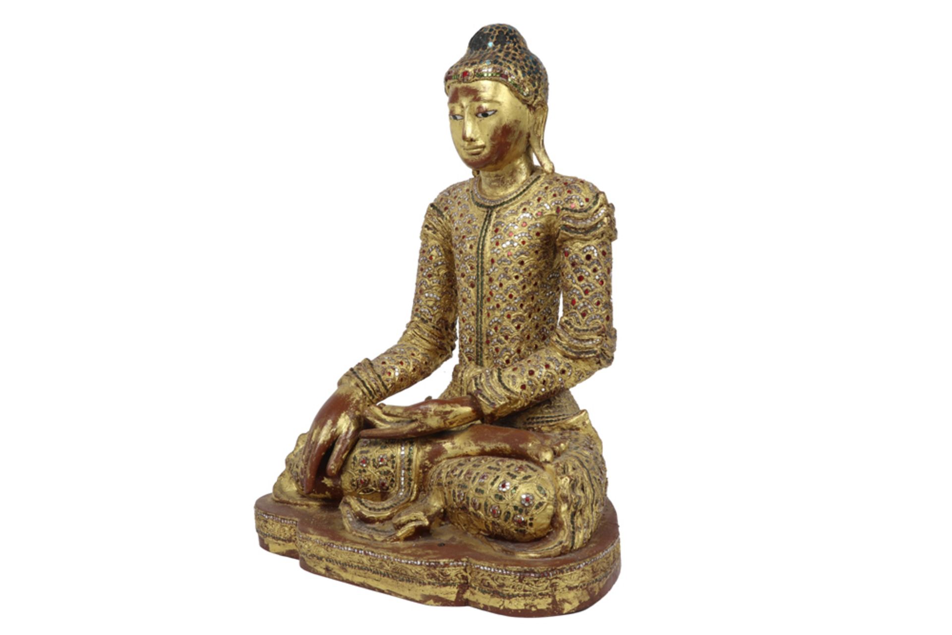 antique Burmese Mandalay period "Buddha" sculpture in gilded wood with inlay of glass || Antieke - Bild 2 aus 4