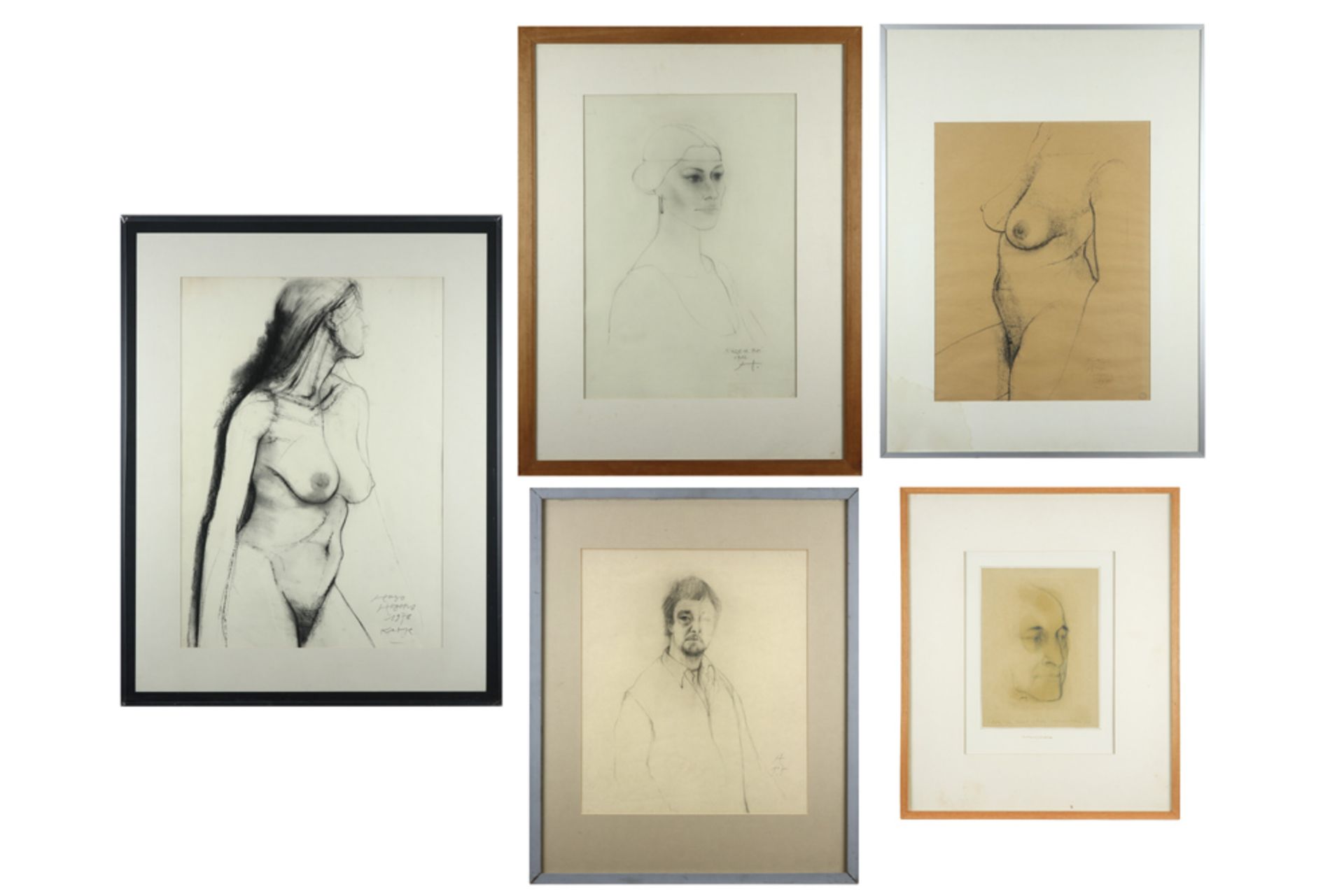 five charcoal drawings - signed Hugo Heyens || HEYENS HUGO (1942 - 1987) lot van vijf