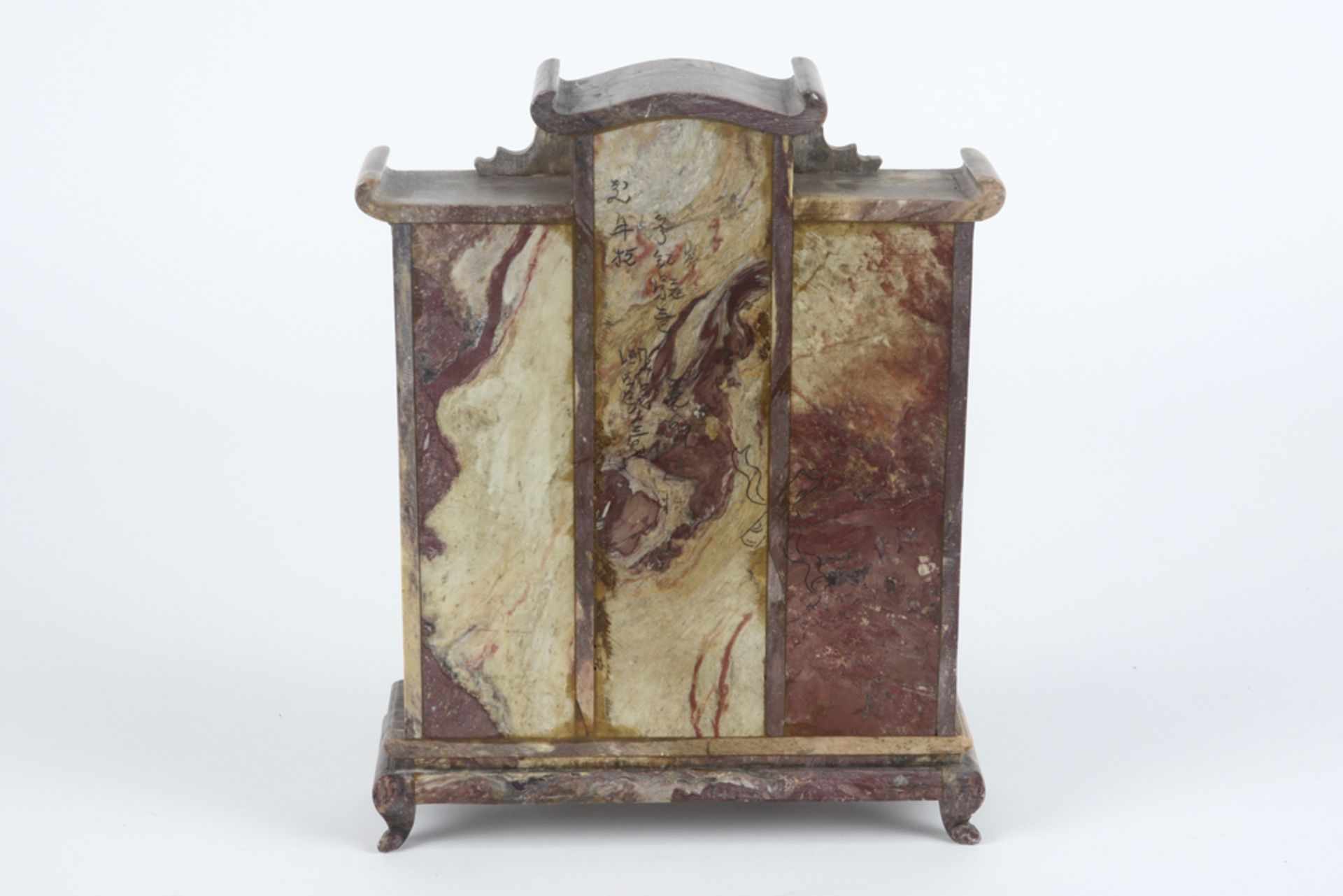 Chinese marble miniature armoire (presumably a house shrine) with inlay of mother of pearl - - Bild 3 aus 3
