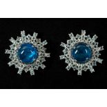 pair of handmade earrings in white gold (18 carat) with ca 5,80 carat of Apatites with cabochon