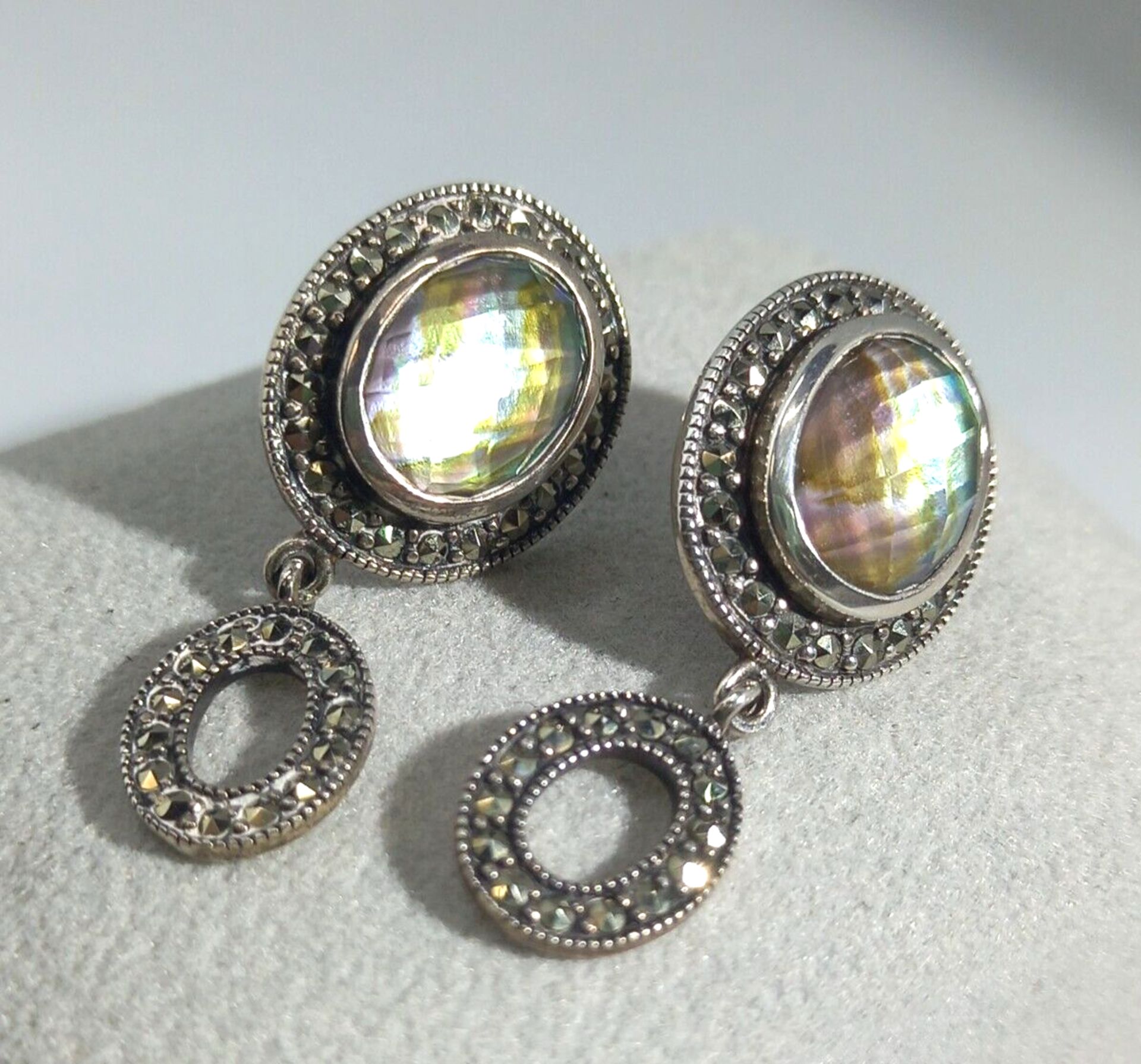 STUNNING MARQUISETTE & MOTHER OF PEARL EARRINGS/SILVER IN GIFT BOX - Image 5 of 5