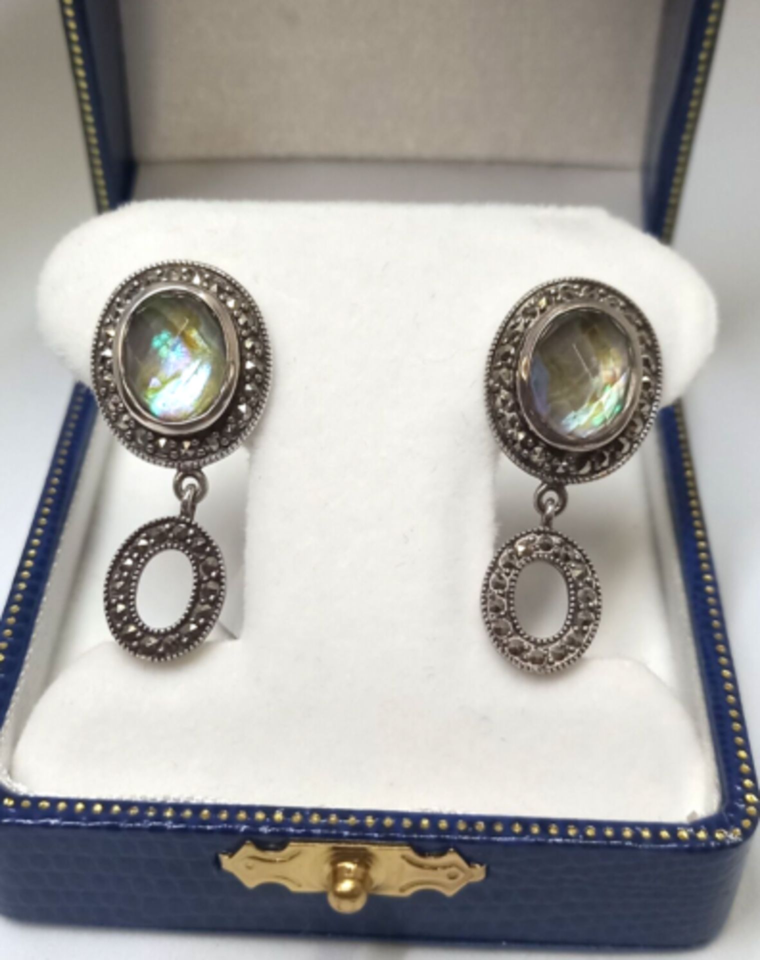STUNNING MARQUISETTE & MOTHER OF PEARL EARRINGS/SILVER IN GIFT BOX