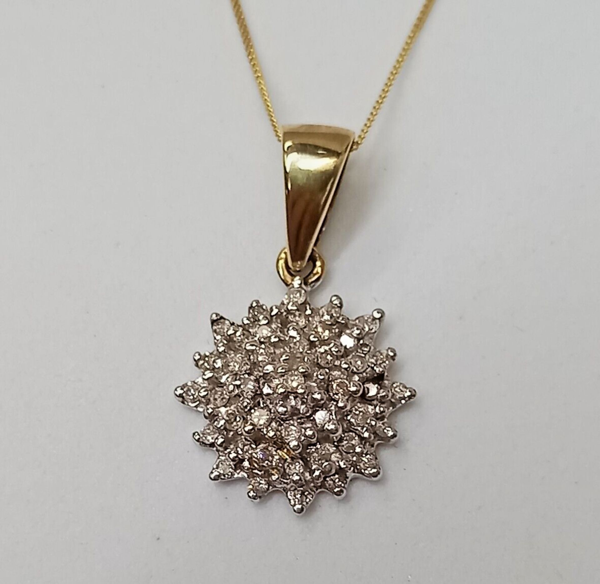 0.35CT CLUSTER DIAMOND PENDANT/9CT YELLOW GOLD IN GIFT BOX WITH VALUATION CERTIFICATE OF £995 - Image 4 of 4