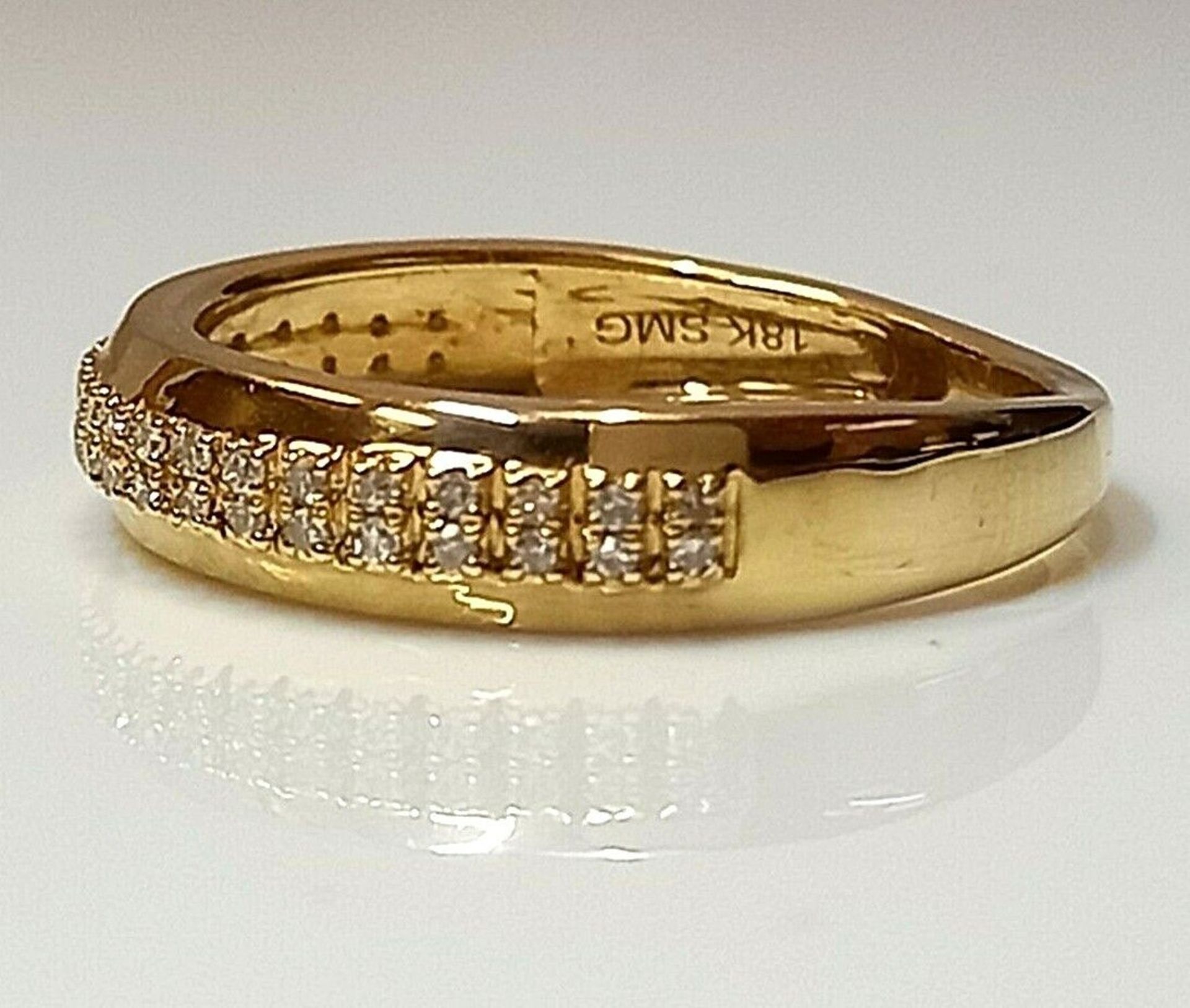 DIAMOND WEDDING BAND/YELLOW GOLD/0.25CT IN GIFT BOX WITH VALUATION CERTIFICATE OF £1995 - Image 2 of 3