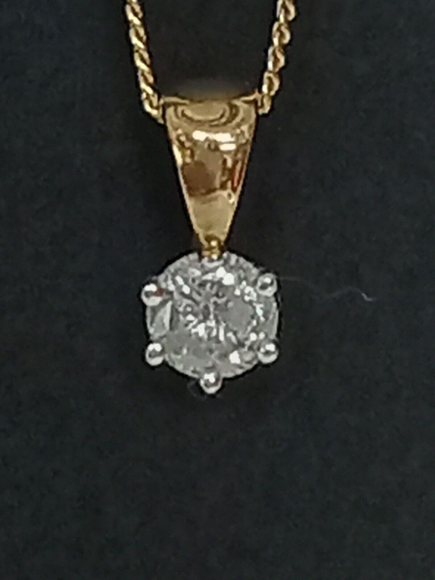 0.15CT DIAMOND PENDANT & CHAIN 9CT YELLOW GOLD - Image 2 of 3