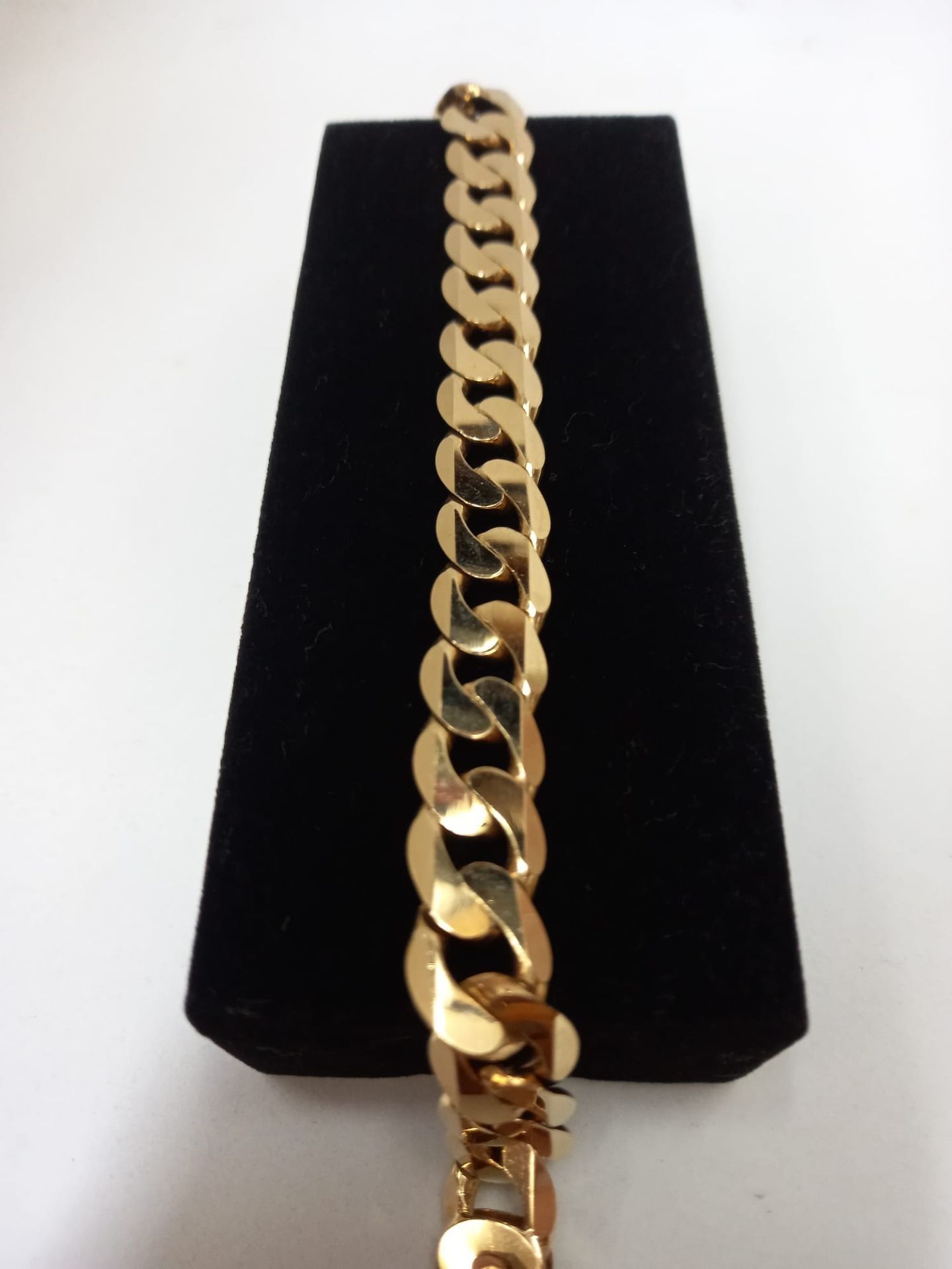 9K SOLID GOLD MEN CURB BRACELET 32.51 GRAMS + BOX + INSURANCE VALUATION £2900 - Image 4 of 4