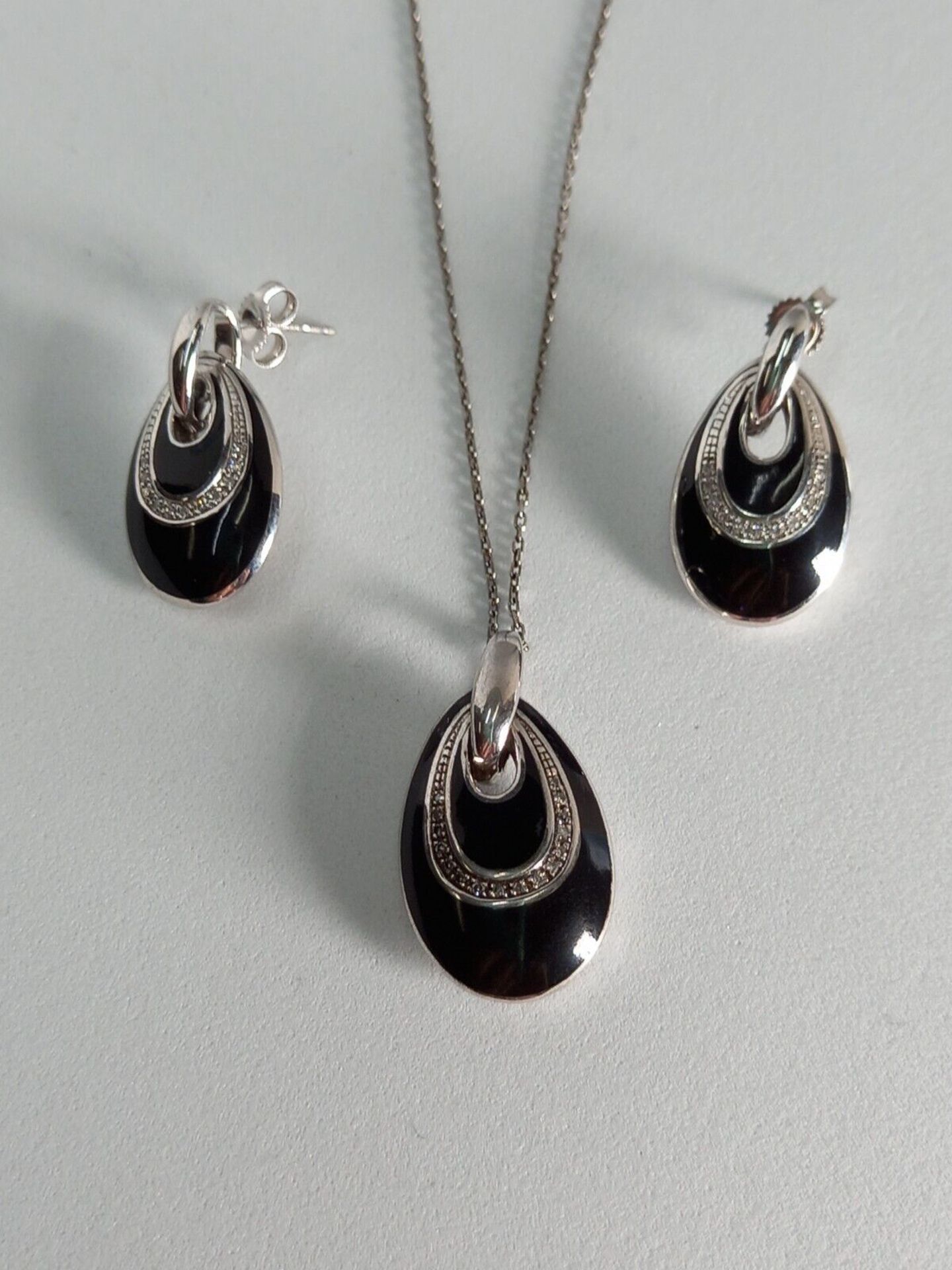 PENDANT & EARRING SET/BLACK CERAMIC & DIAMONDS /STERLING SILVER - Image 4 of 4