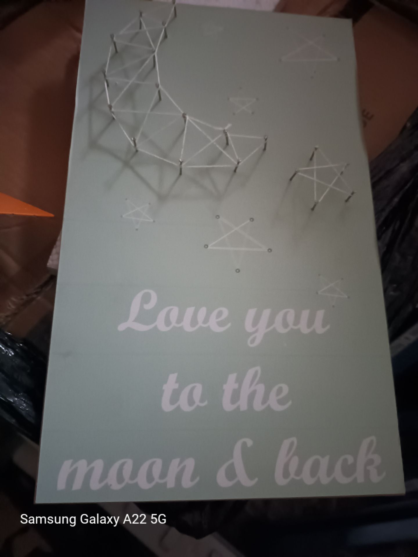 PALLET OF 648 X WOODEN LOVE YOU PLAQUES