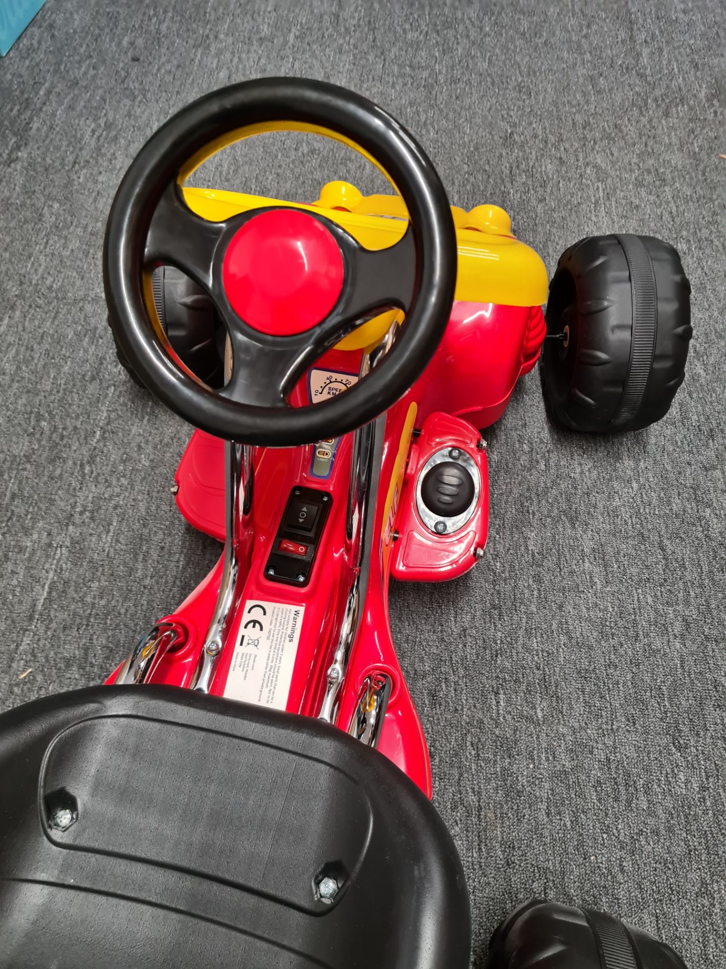 15 X ELECTRIC 6V RIDE ON GO KART - RED / YELLOW £2250- BRAND NEW FOR KIDS - Image 3 of 10