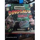 PALLET OF 250 X DINOSAUR JUNGLE FOSSIL EXCAVATION KITS