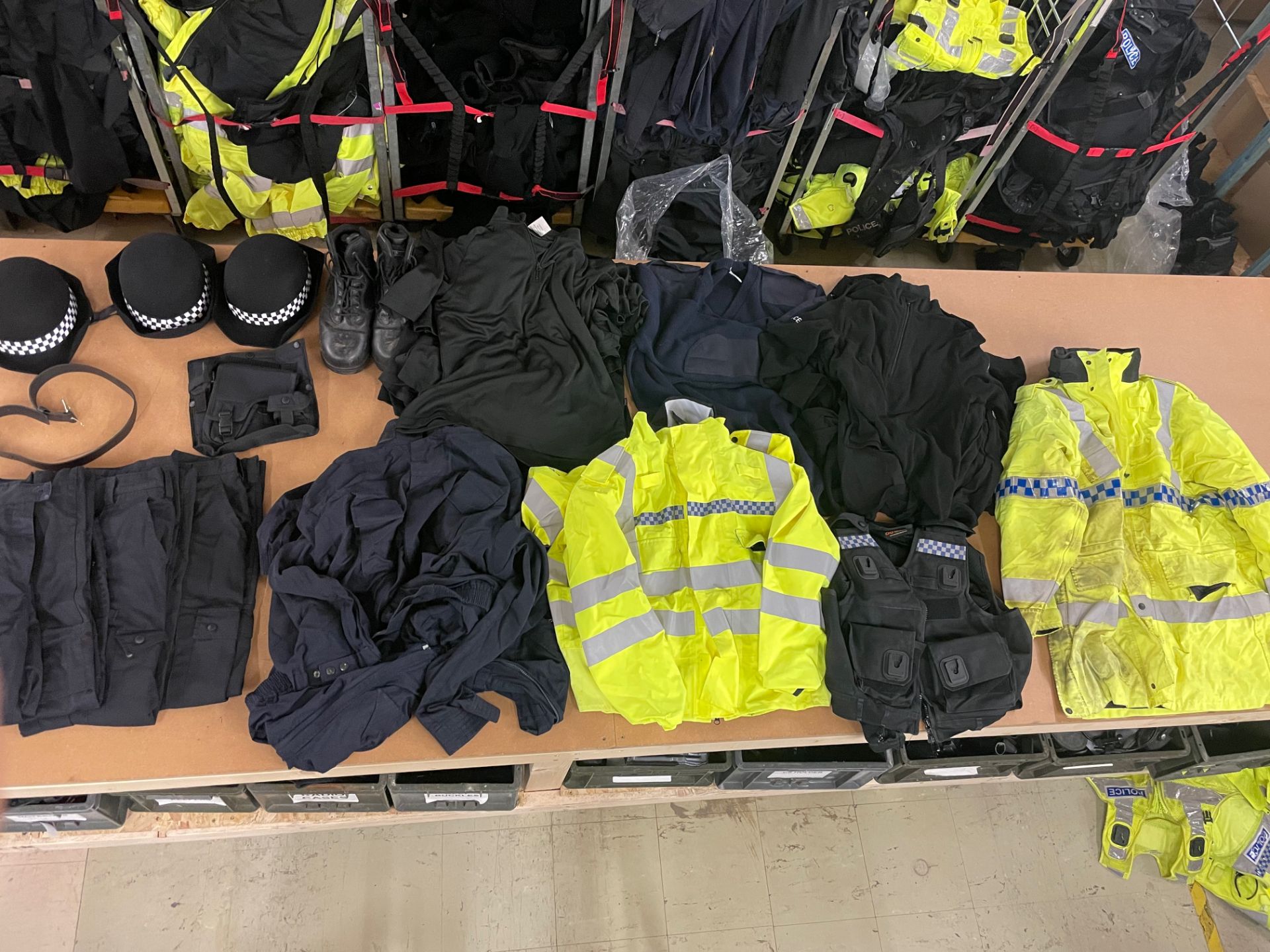 SINGLE BAG MIXED POLICE CLOTHING & ACCESSORIES - RRP £275.00