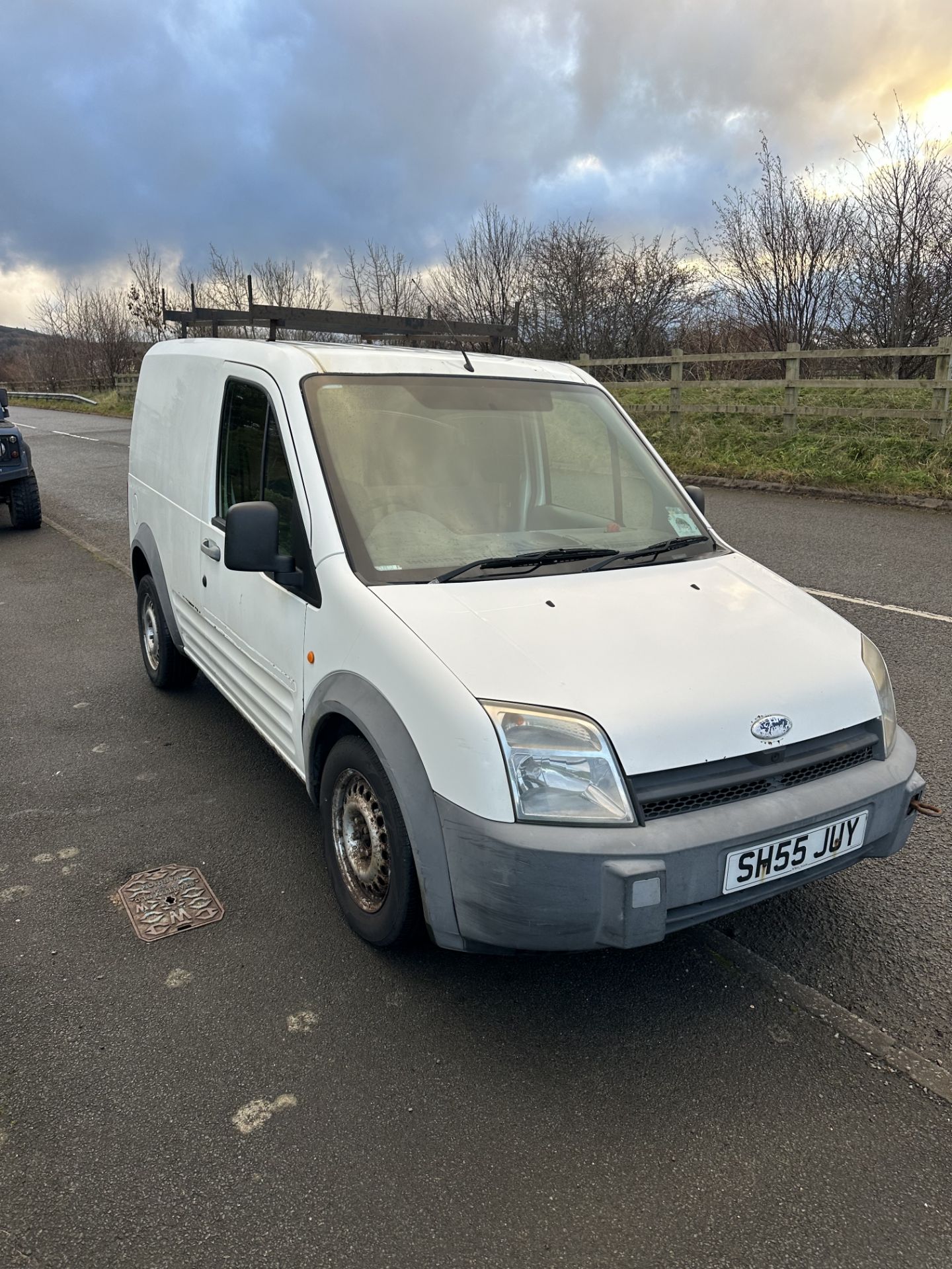 MILEAGE? 55 PLATE FORD TRANAIT CONNECT - FULL SERVICE HISTORY