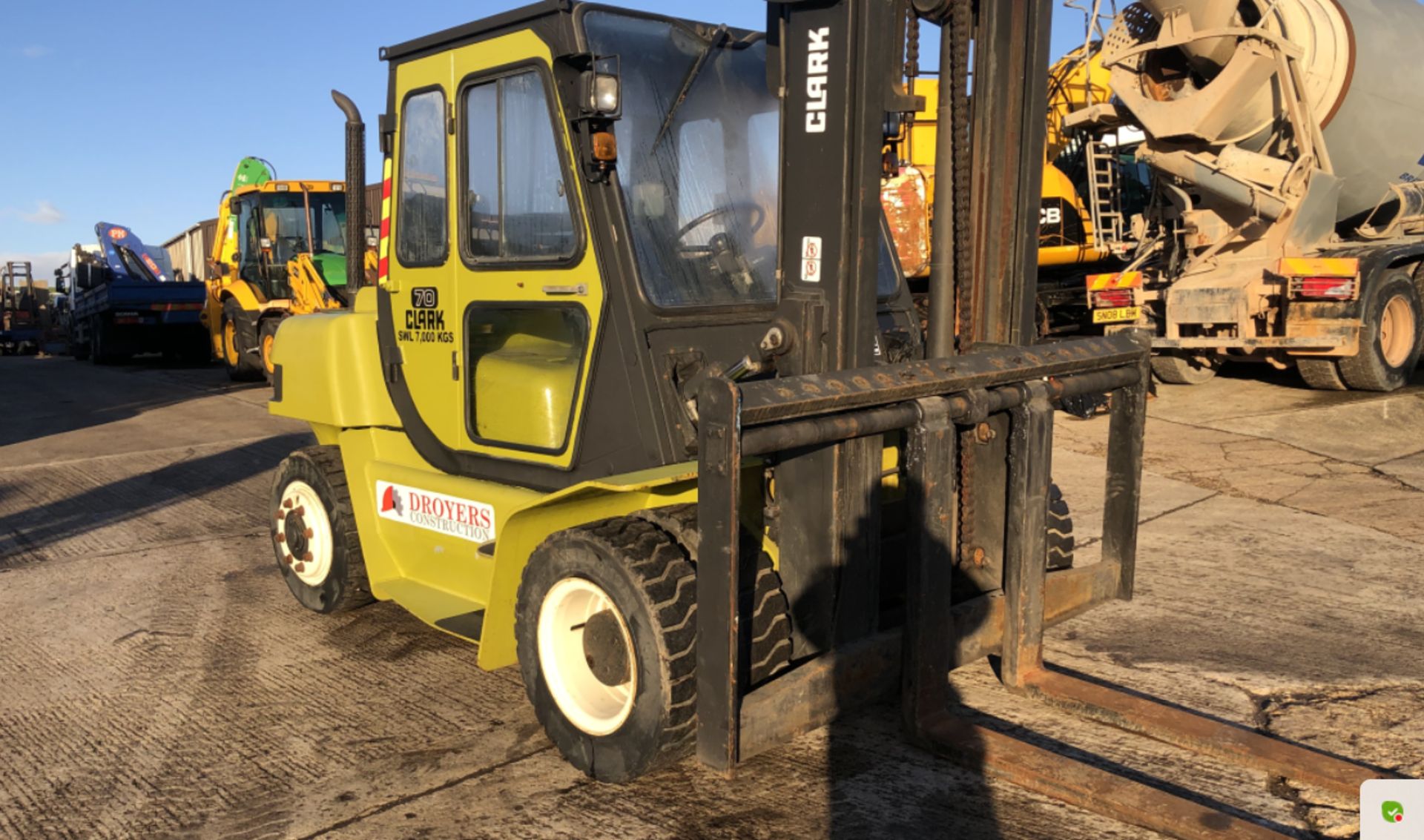 CLARK 7 TON DIESEL FORKLIFT - Image 7 of 8