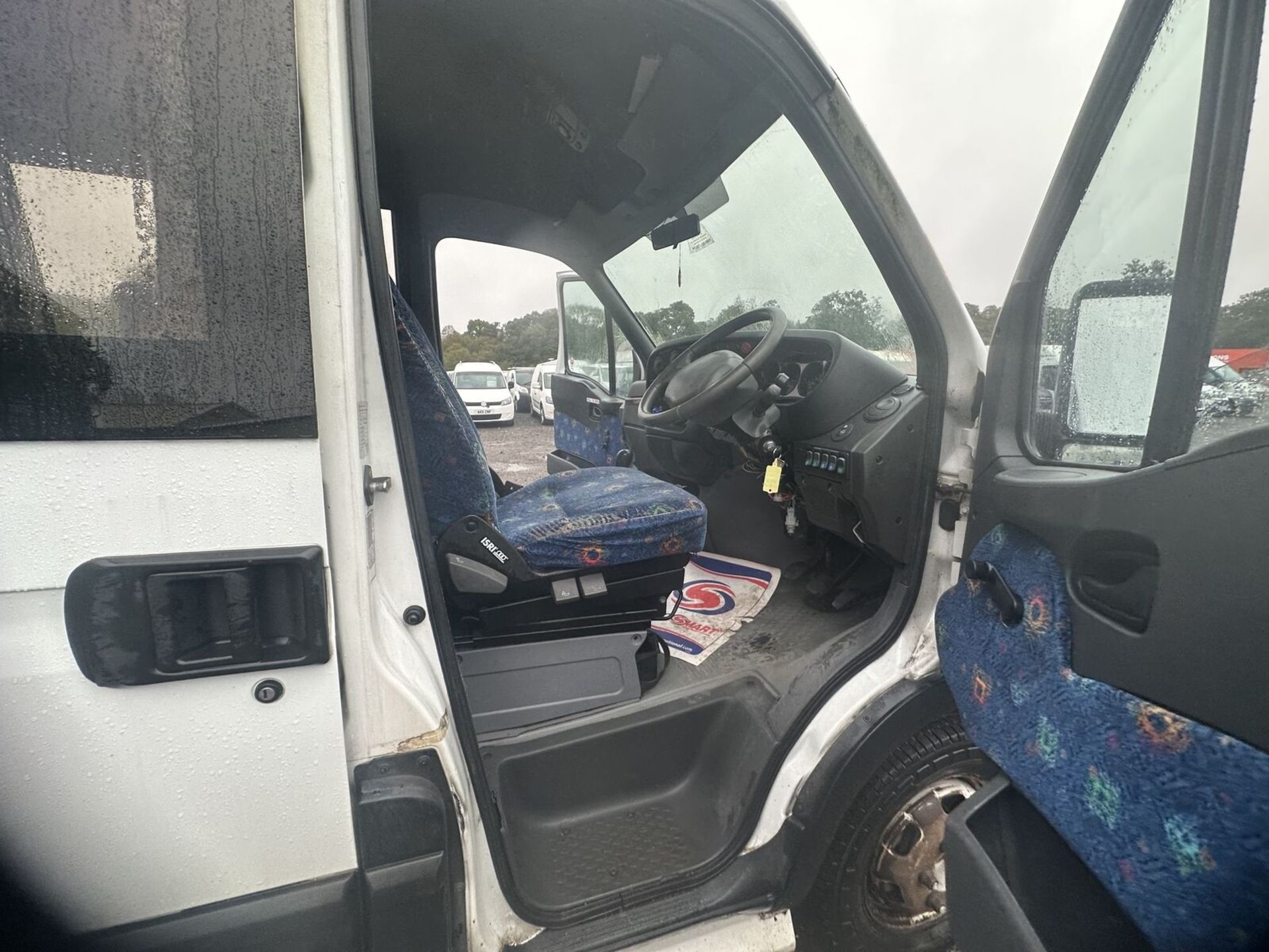 IVECO DAILY 35C12: LWB MINIBUS CAMPER DAY VAN NO VAT ON HAMMER - Image 9 of 15