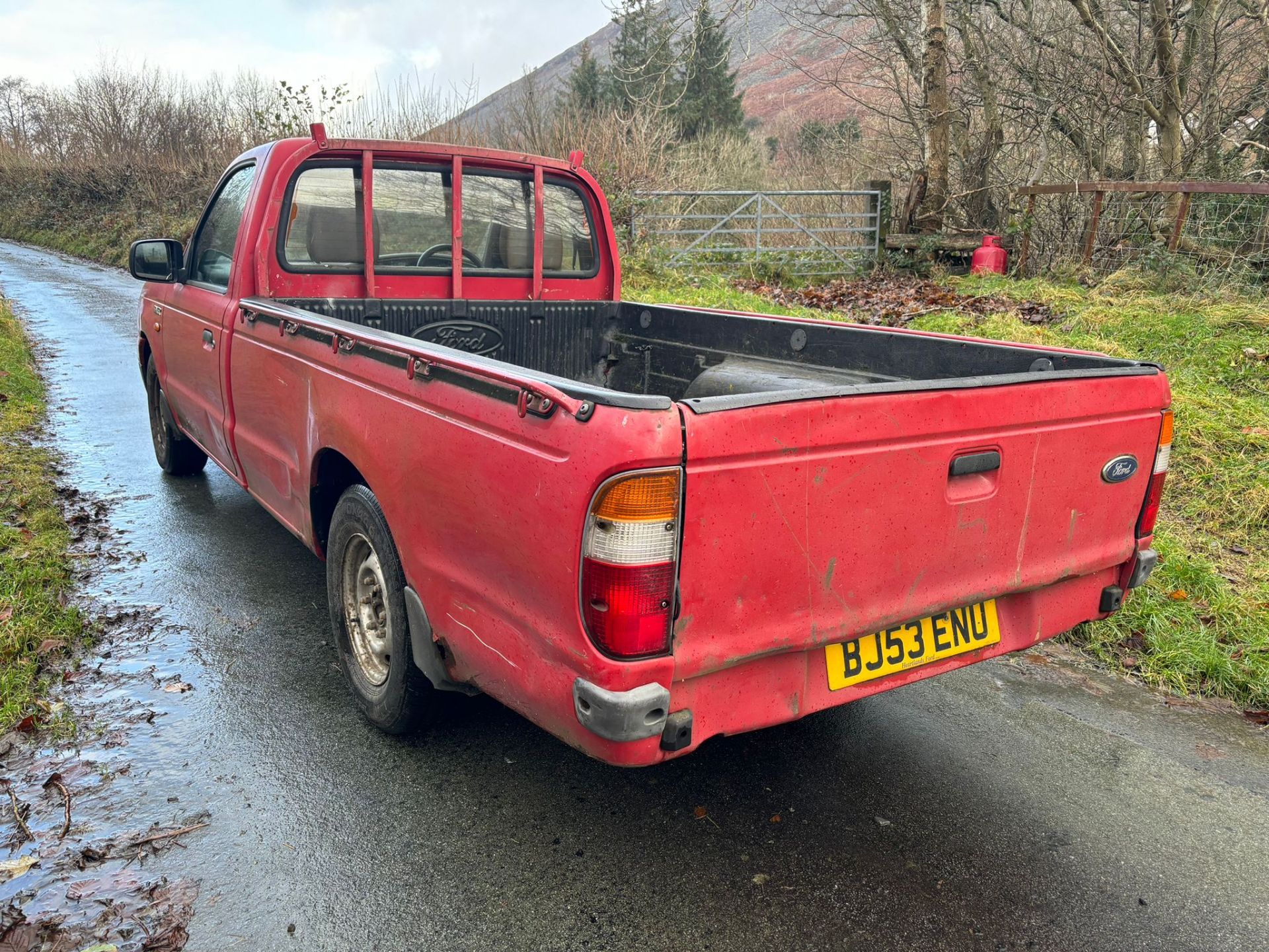 FORD RANGER SINGLE CAB PICKUP TRUCK 2003 - Image 2 of 10