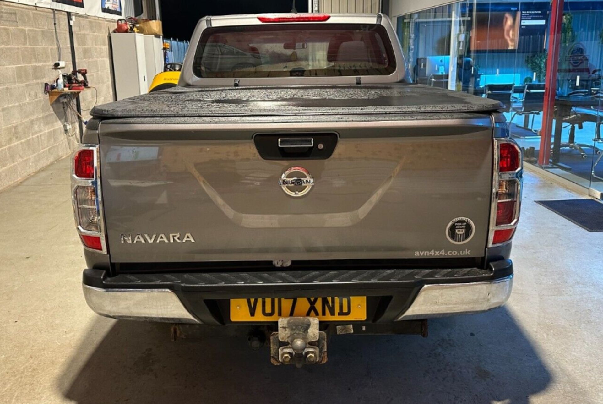 UNIQUE OPPORTUNITY: ONLY 44K MILES - 2017 NAVARA - NO VAT ON HAMMER - MOT: 29TH MAY 2024 - Image 4 of 15