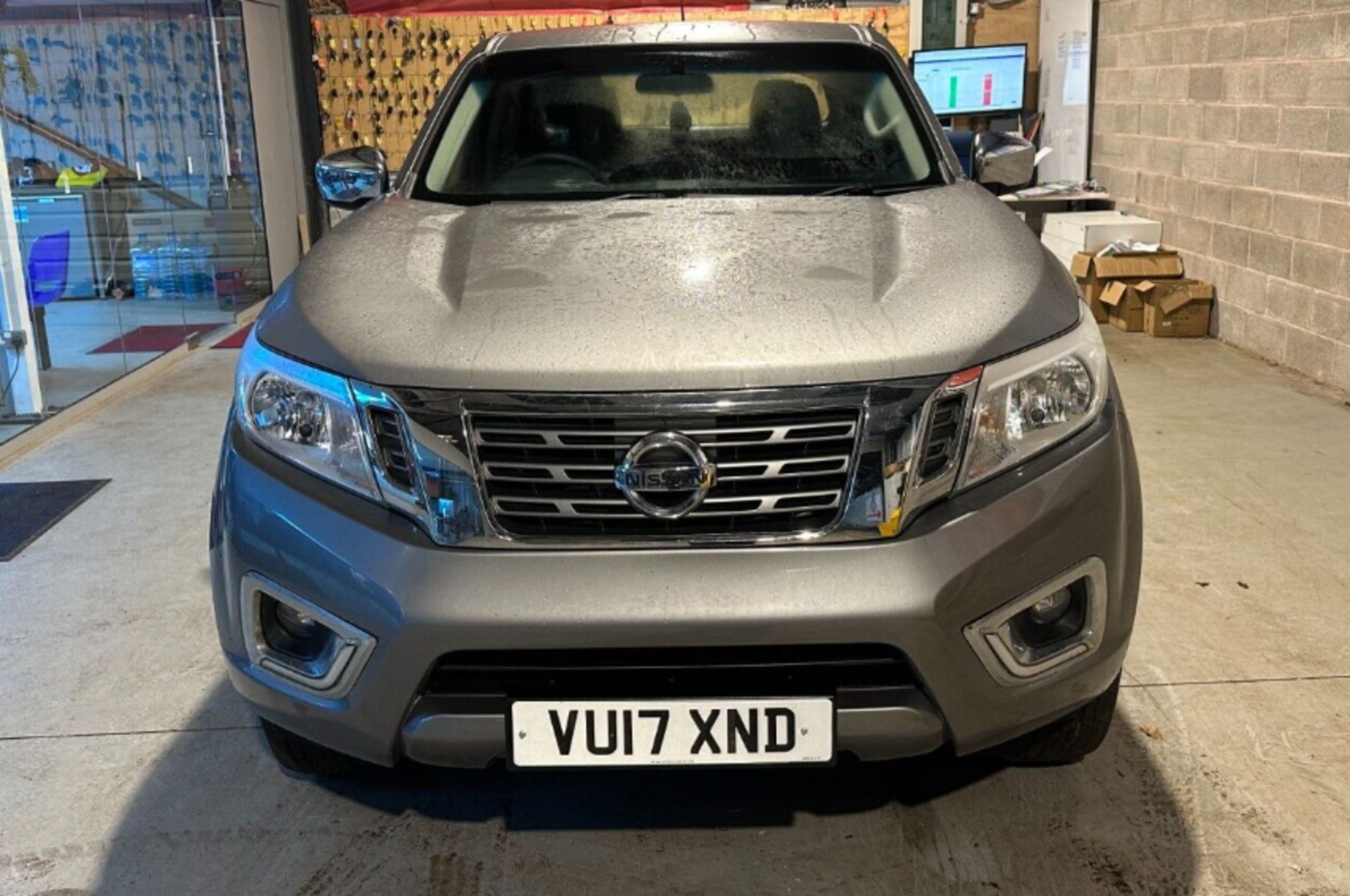 UNIQUE OPPORTUNITY: ONLY 44K MILES - 2017 NAVARA - NO VAT ON HAMMER - MOT: 29TH MAY 2024 - Image 2 of 15