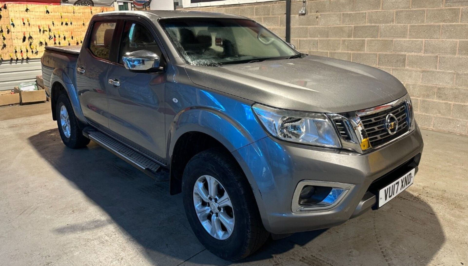 UNIQUE OPPORTUNITY: ONLY 44K MILES - 2017 NAVARA - NO VAT ON HAMMER - MOT: 29TH MAY 2024 - Image 5 of 15