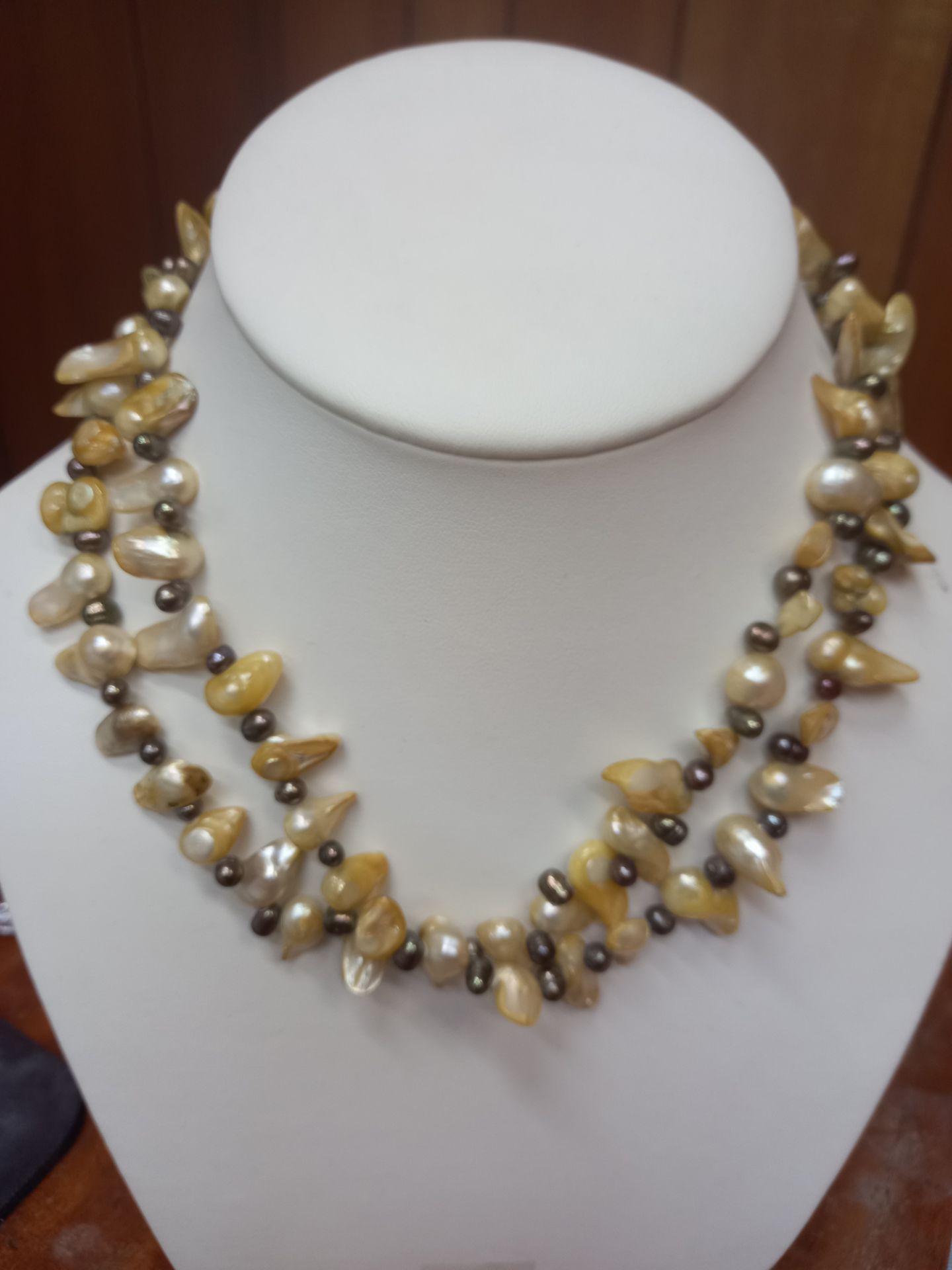 DOUBLE STRAND FRESHWATER PEARL NECKLACE - Image 2 of 5