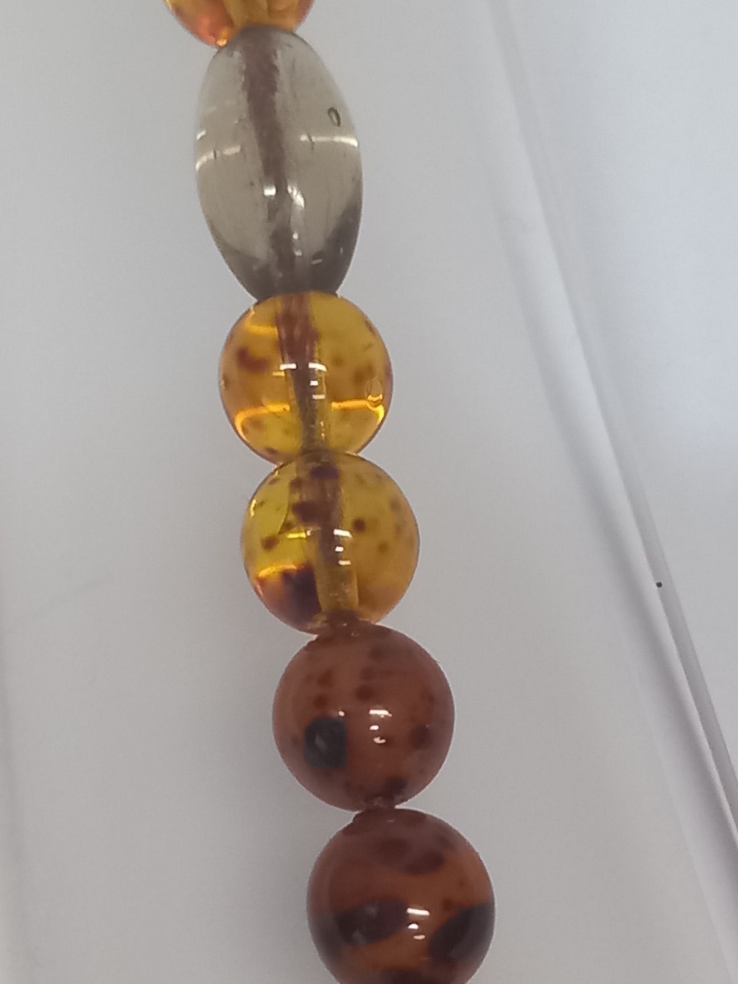 KNOTTED BALTIC AMBER BRACELET - Image 4 of 4