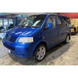 WELL-MAINTAINED 9-SEATER AUTO: 2005 VW TRANSPORTER (NO VAT ON HAMMER)**