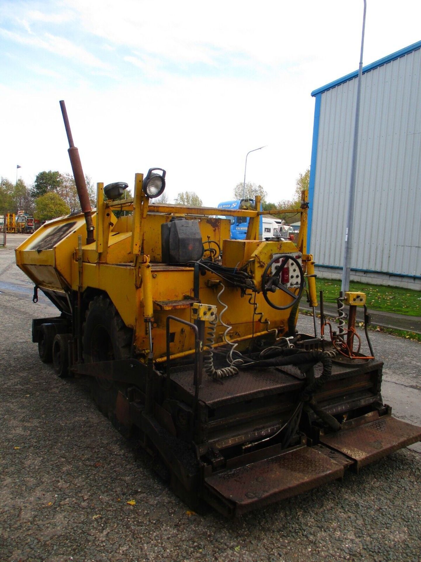 BITELLI BB30 TARMAC PAVER: PRECISION IN PAVING - Image 9 of 11