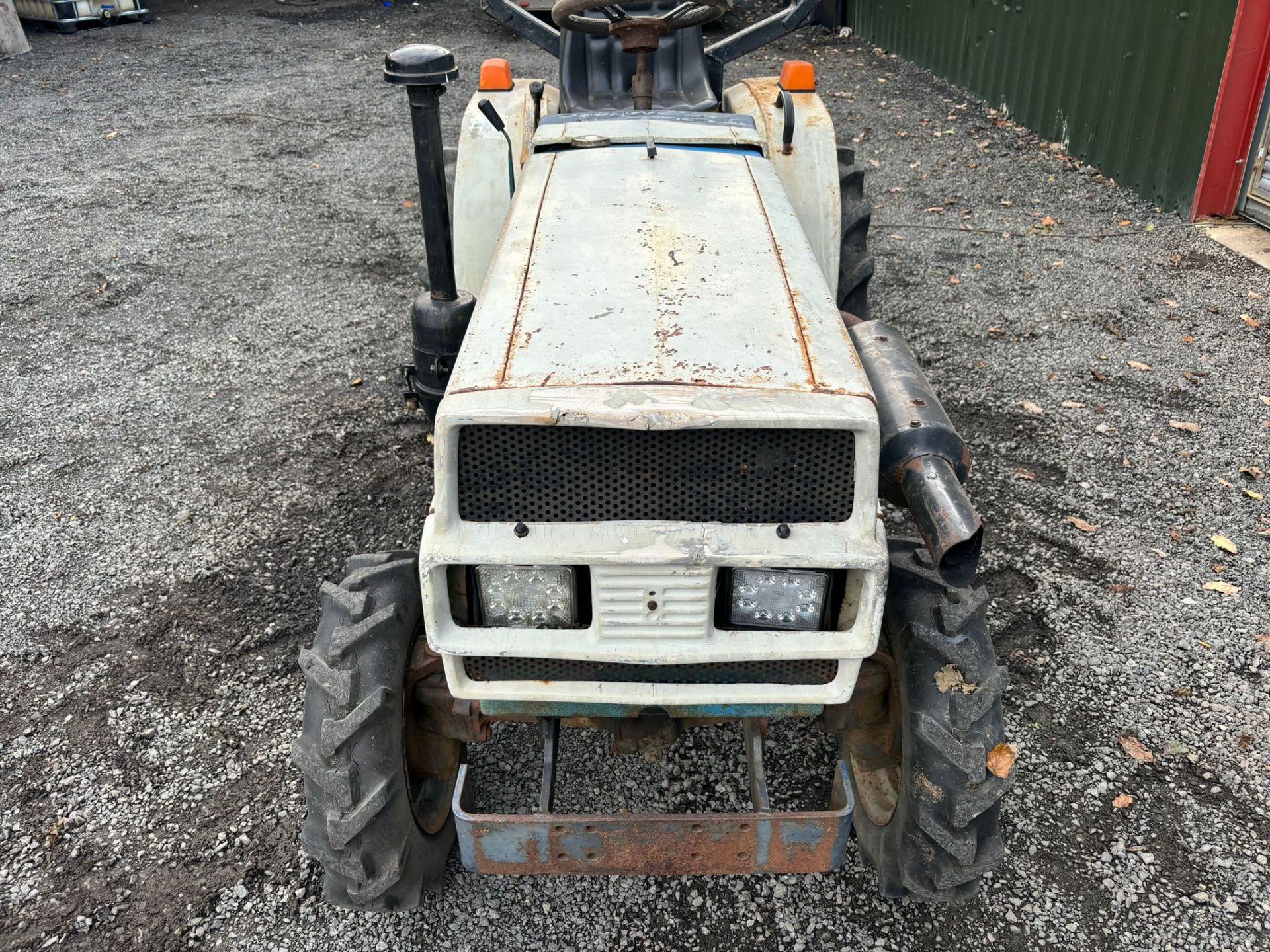 EUROTRAC MITSUBISHI VST 180 D COMPACT TRACTOR 4X4 4WD - Image 11 of 13