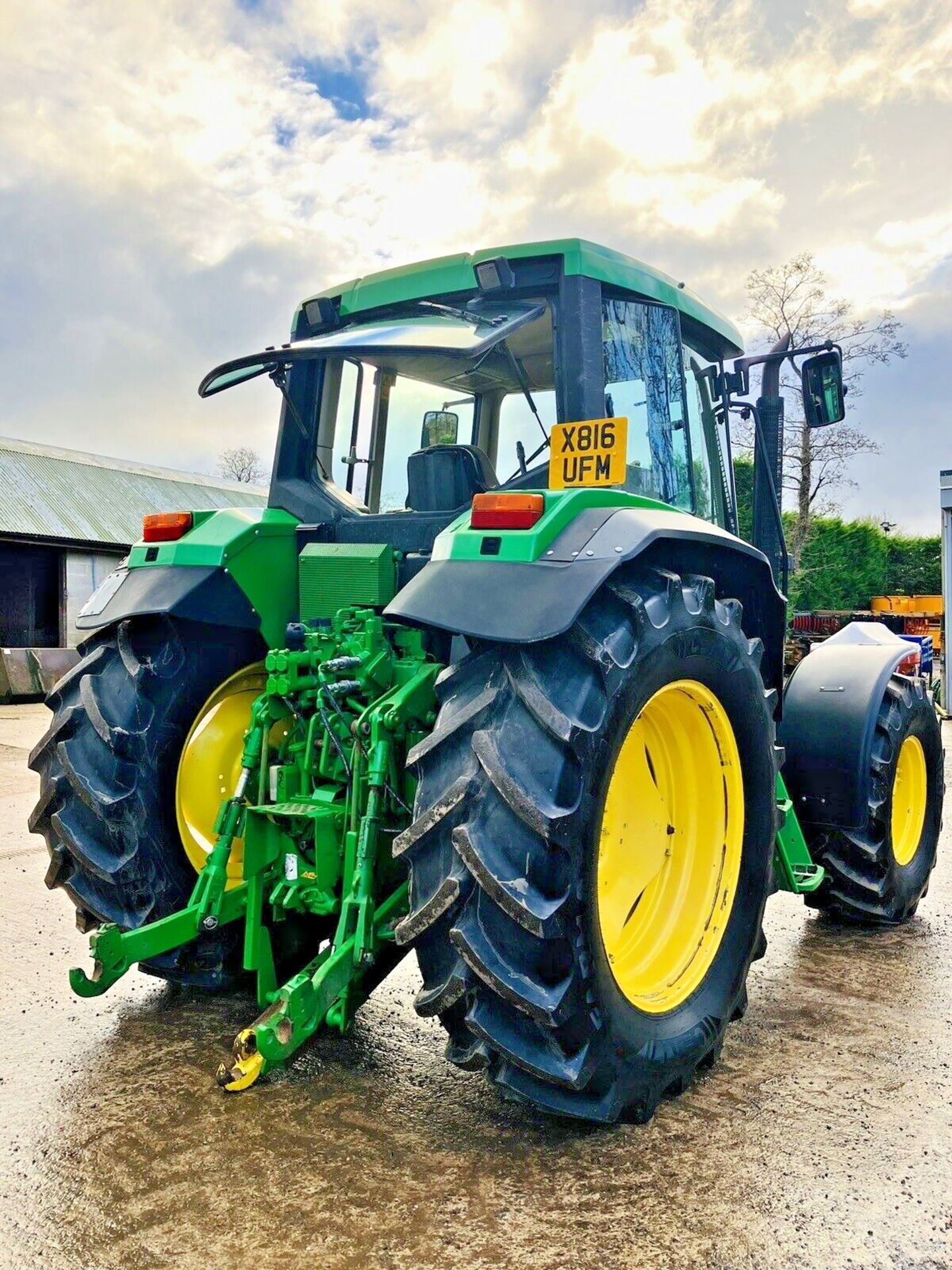 ERA-DEFYING WORKHORSE: JOHN DEERE 6510 PREMIUM - A TRIBUTE TO TRACTOR PROWESS - Image 4 of 12