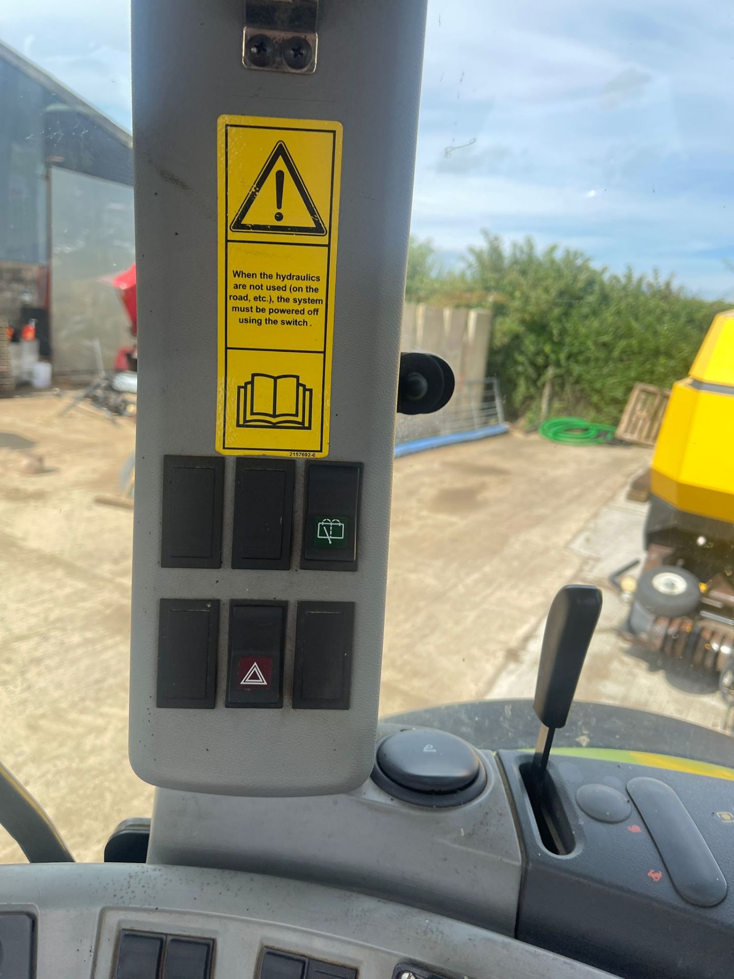 2008 CLAAS ARION 510C LOADER - Image 8 of 15