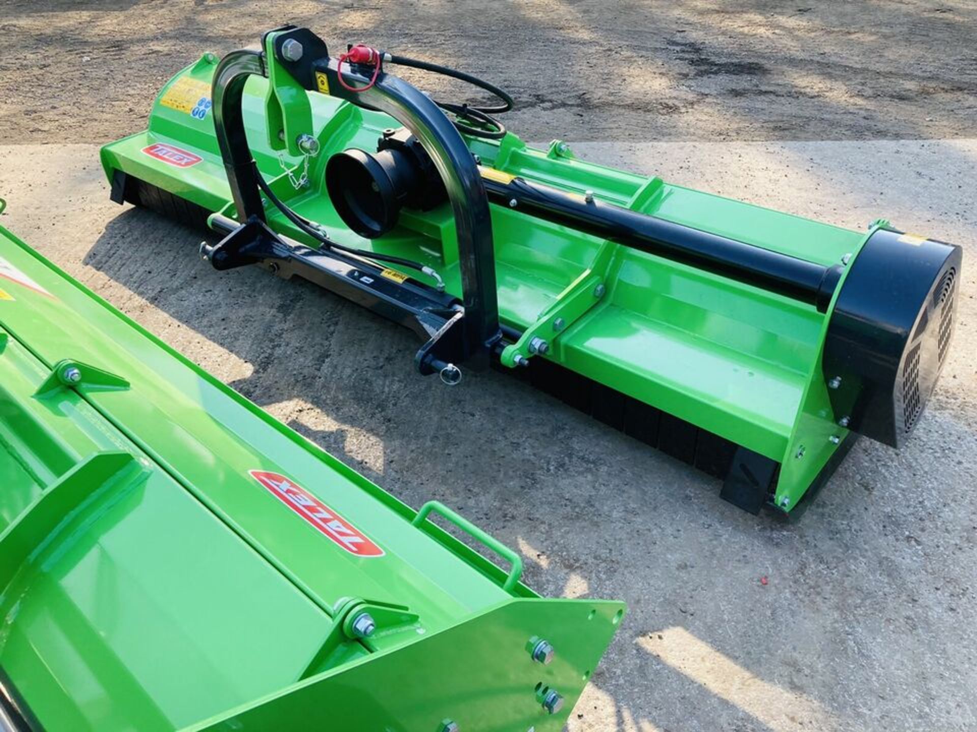 SIZE MATTERS: CHOOSE YOUR PERFECT FIT WITH 2023 TALEX FLAIL MOWER 2.0M ( 6FT 6 INS ) - Image 5 of 8