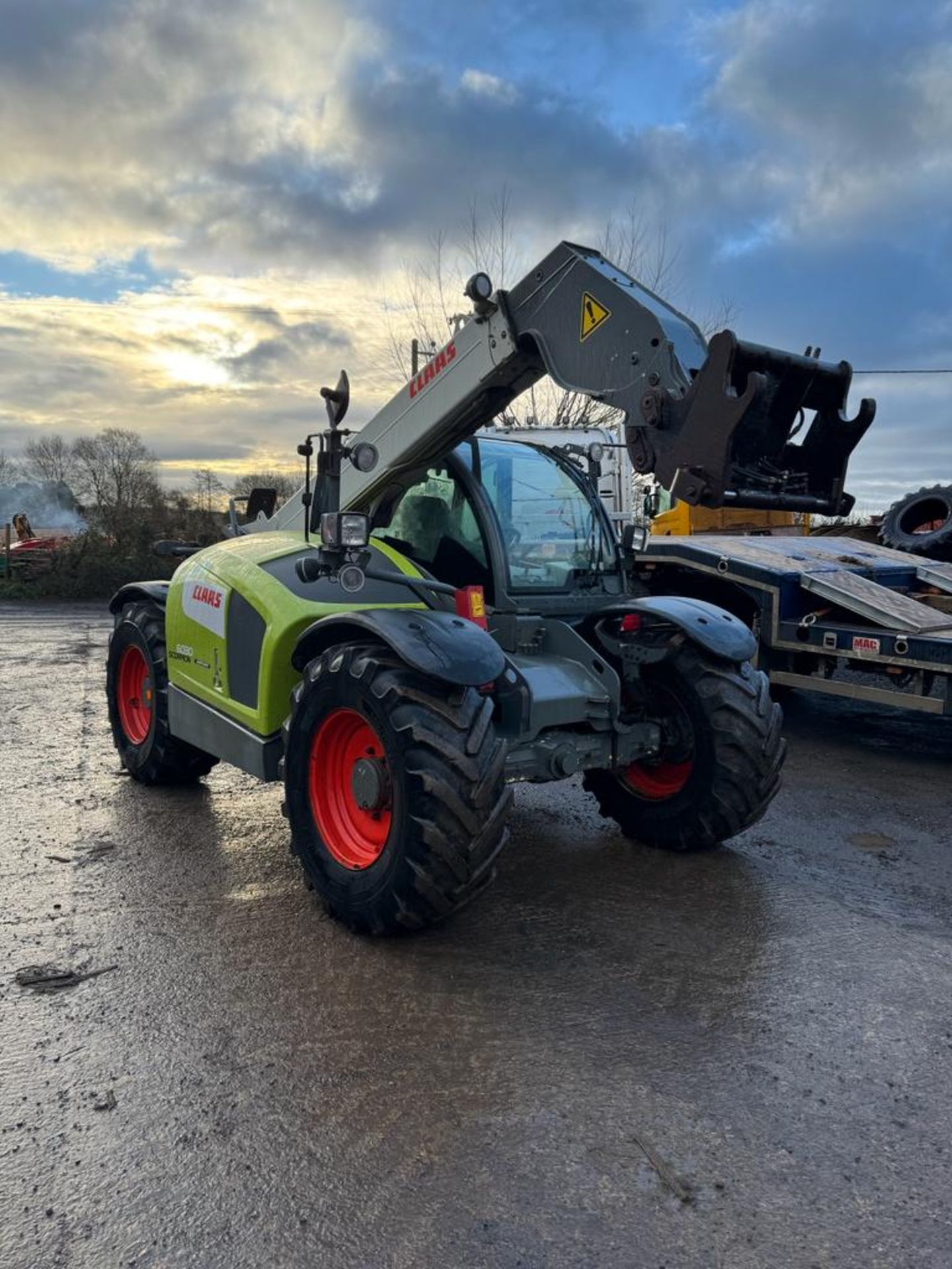 CLAAS SCORPION 6030 TELEHANDLER - Image 2 of 10