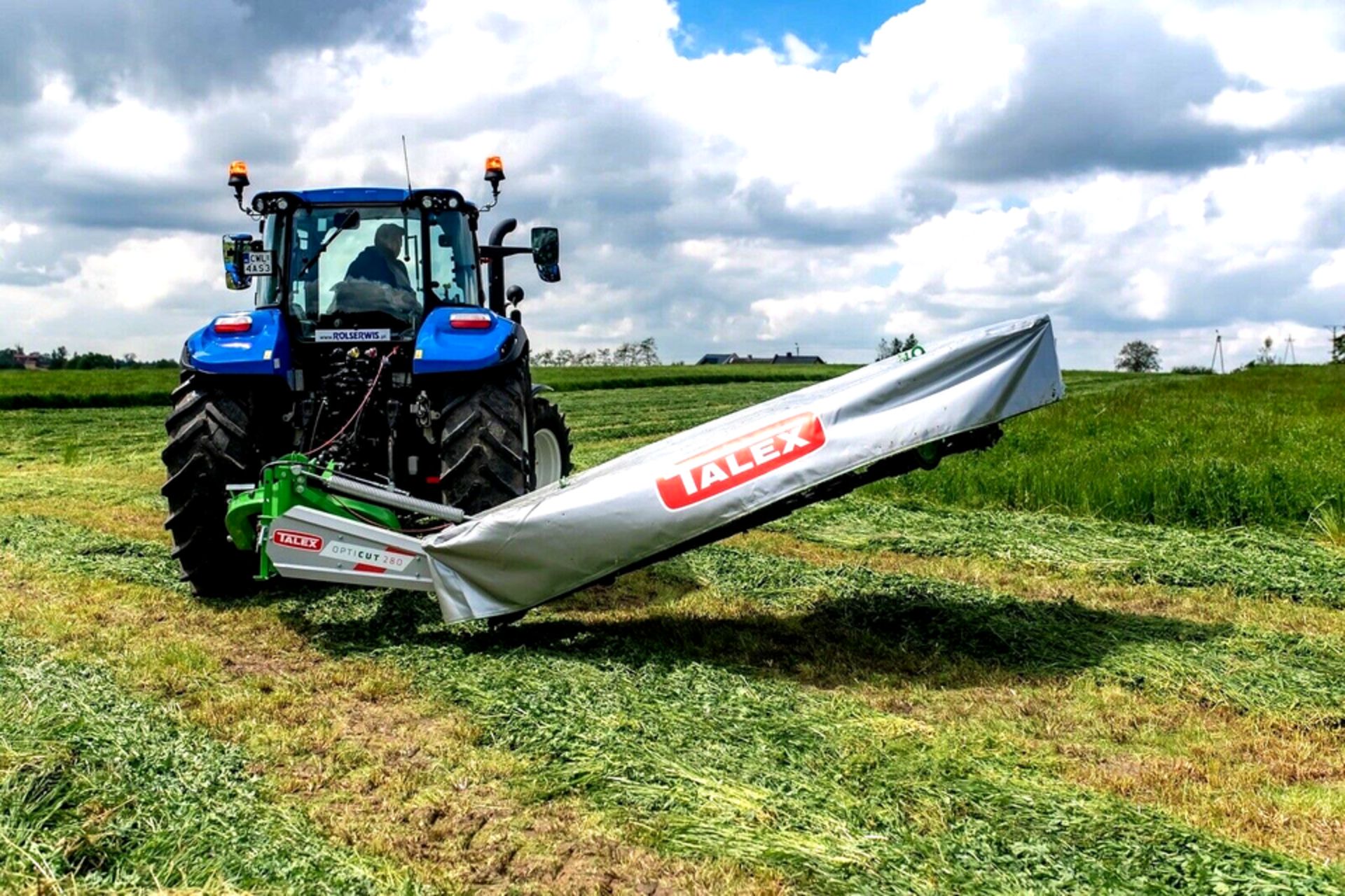 STOCKED AND LOADED: 9FT ( 2.8M ) REAR MOWERS READY FOR HEAVY-DUTY ACTION - Image 3 of 7