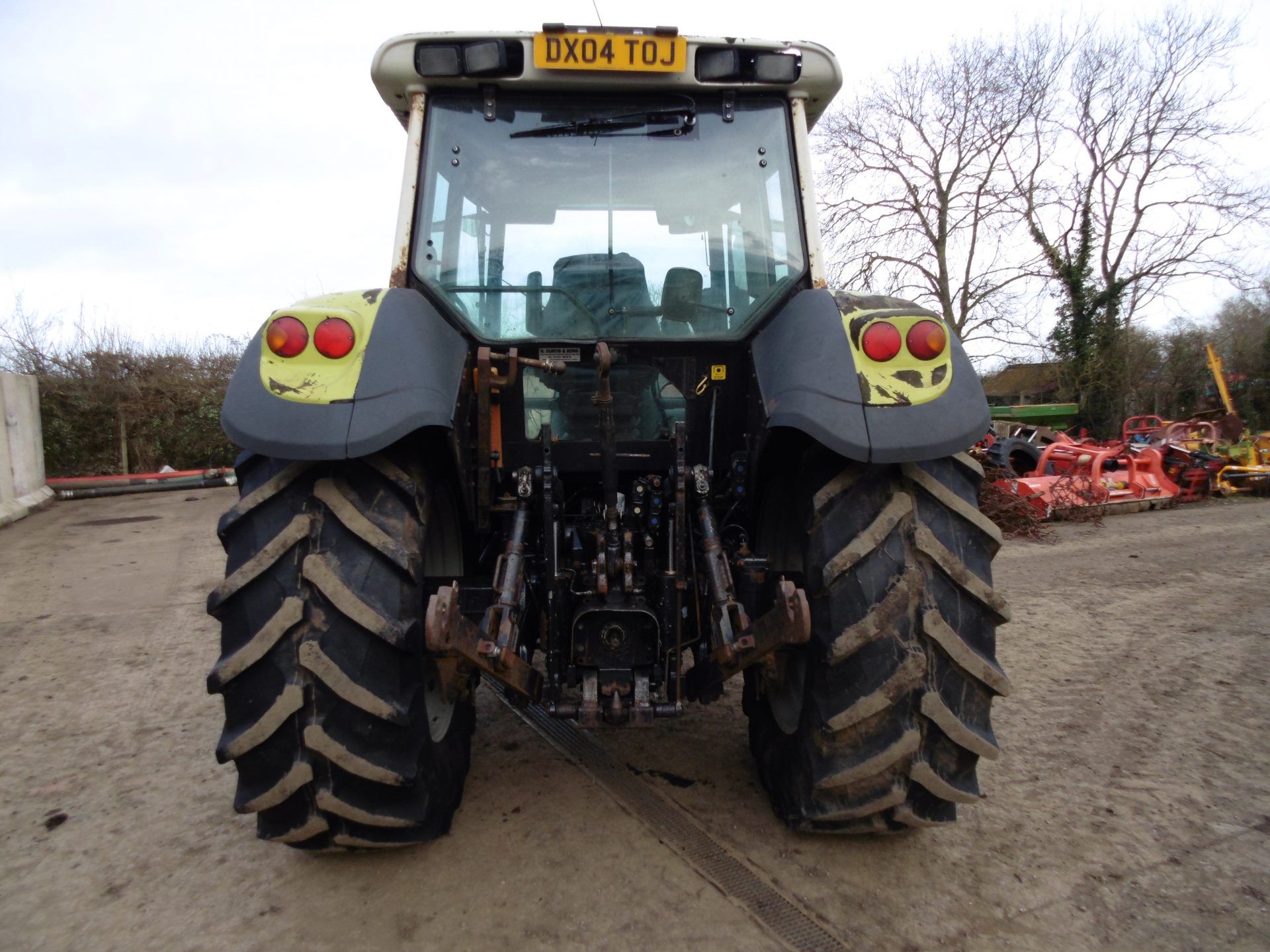 VALTRA T130 TRACTOR - Image 2 of 3