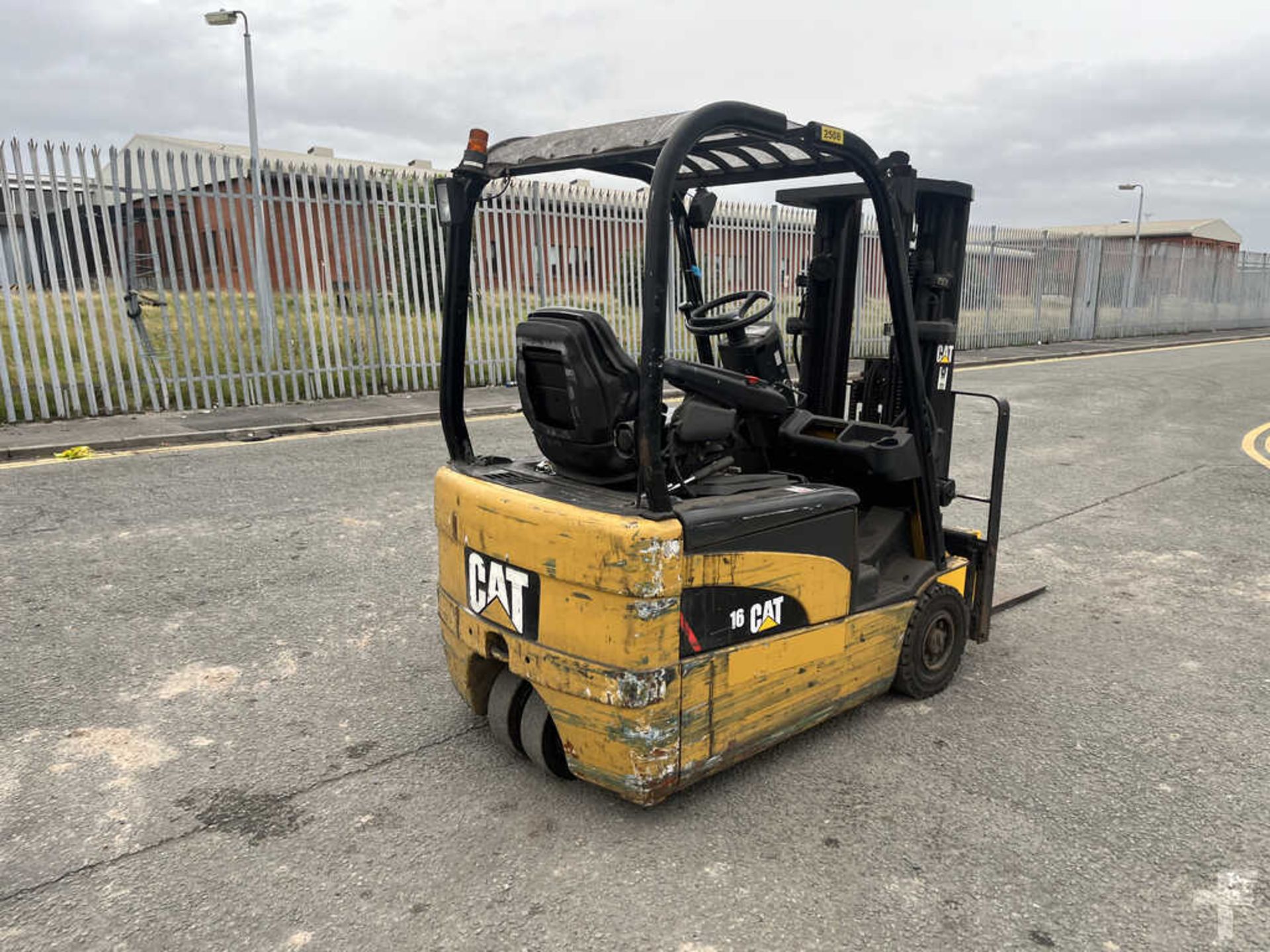 2008 CAT LIFT TRUCKS EP16NT