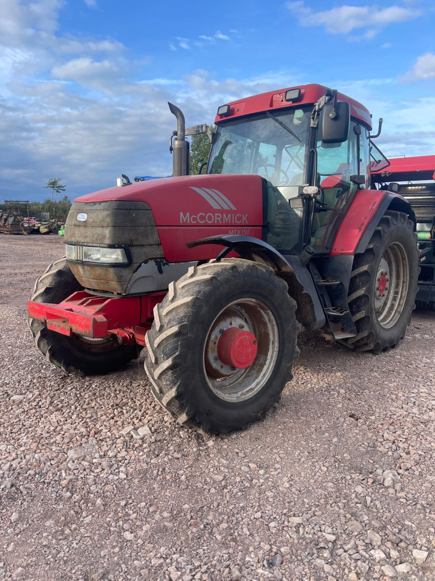 2005 MCCORMICK MTX150 TRACTOR - Image 3 of 15