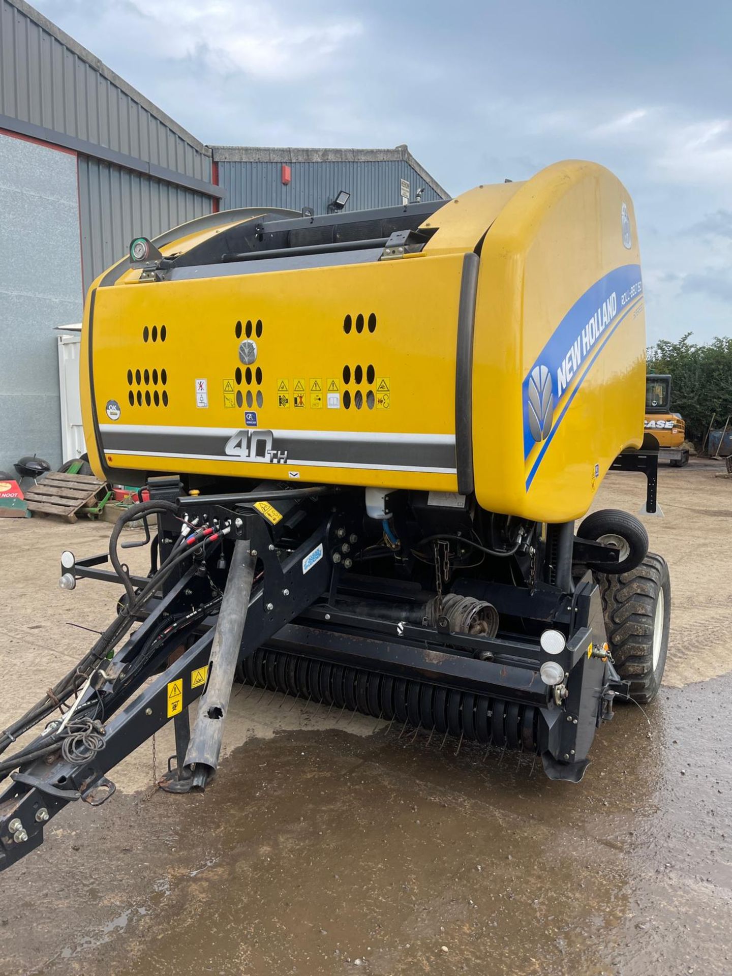 NEW HOLLAND ROLL BELT 150 ROUND BALER - Image 5 of 10