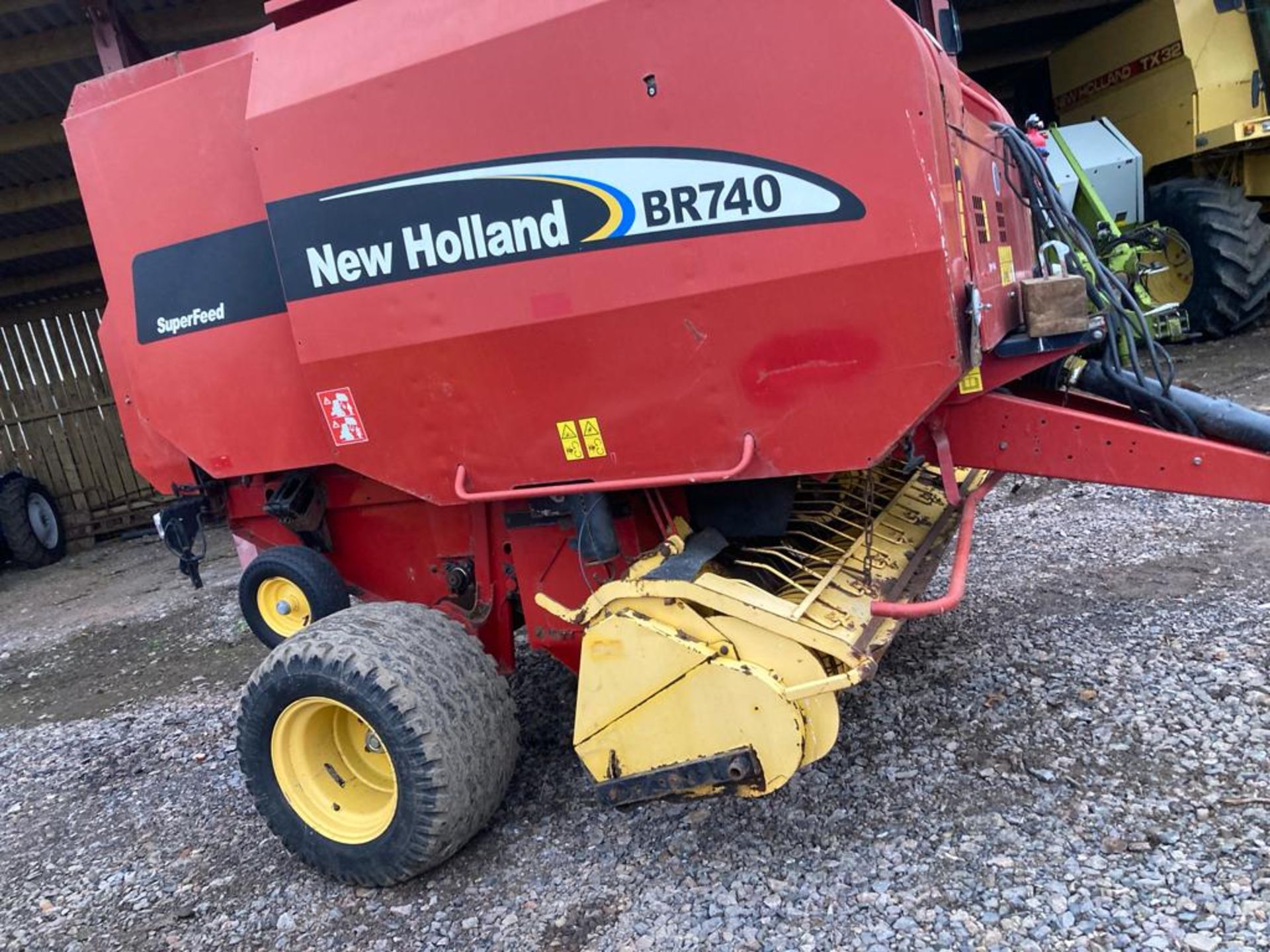 NEW HOLLAND BR740 SUPER FEED BALER. - Image 2 of 8