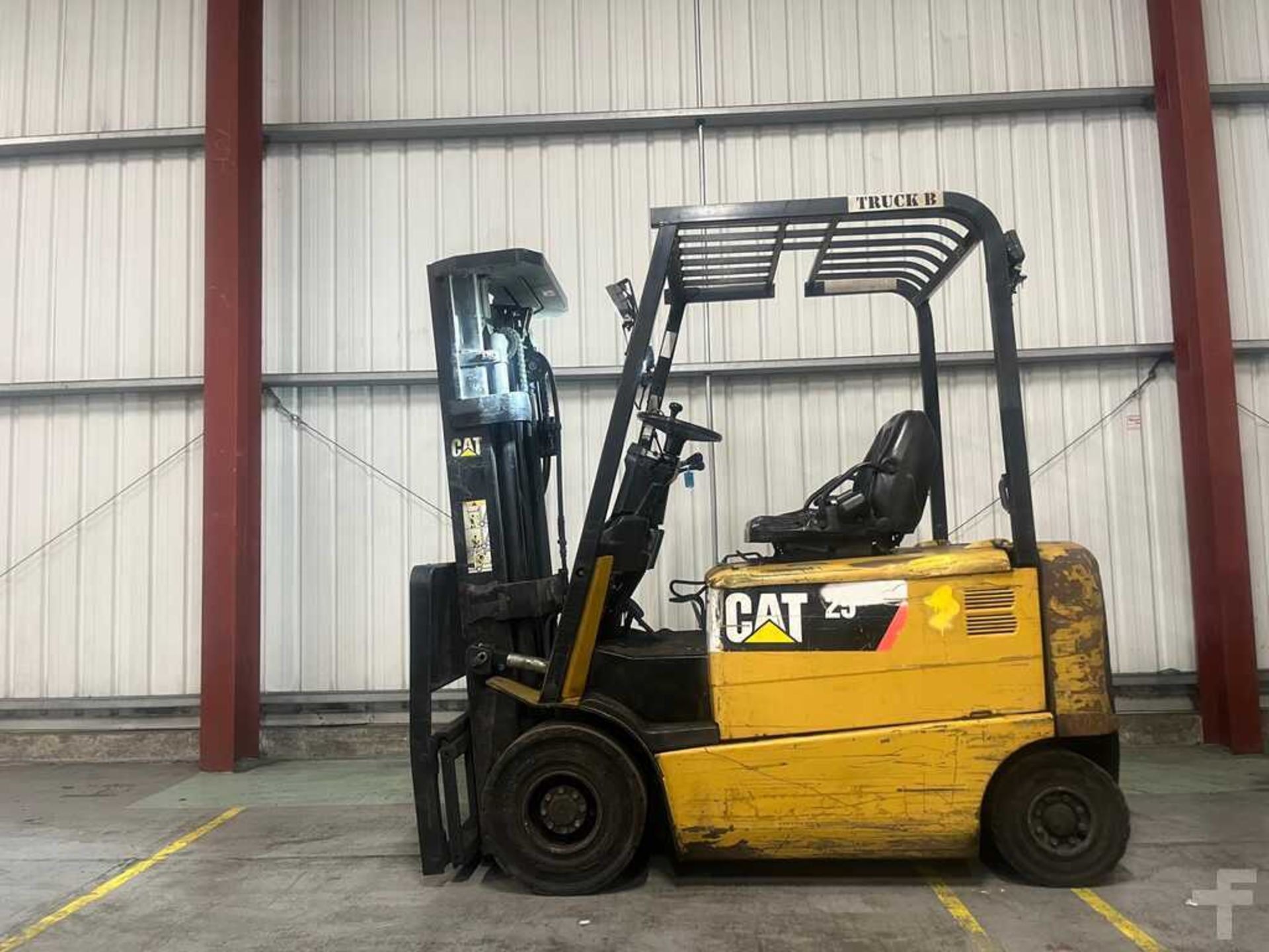 2013 CAT LIFT TRUCKS EP25K-PAC