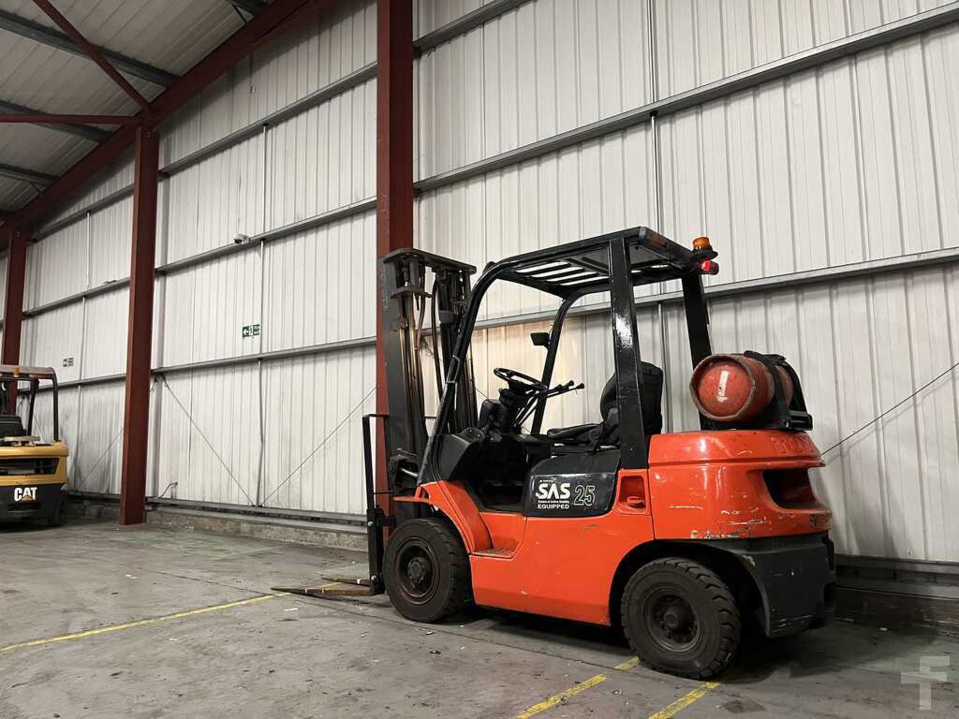 LPG FORKLIFTS TOYOTA 42-7FGF25 - Image 3 of 5