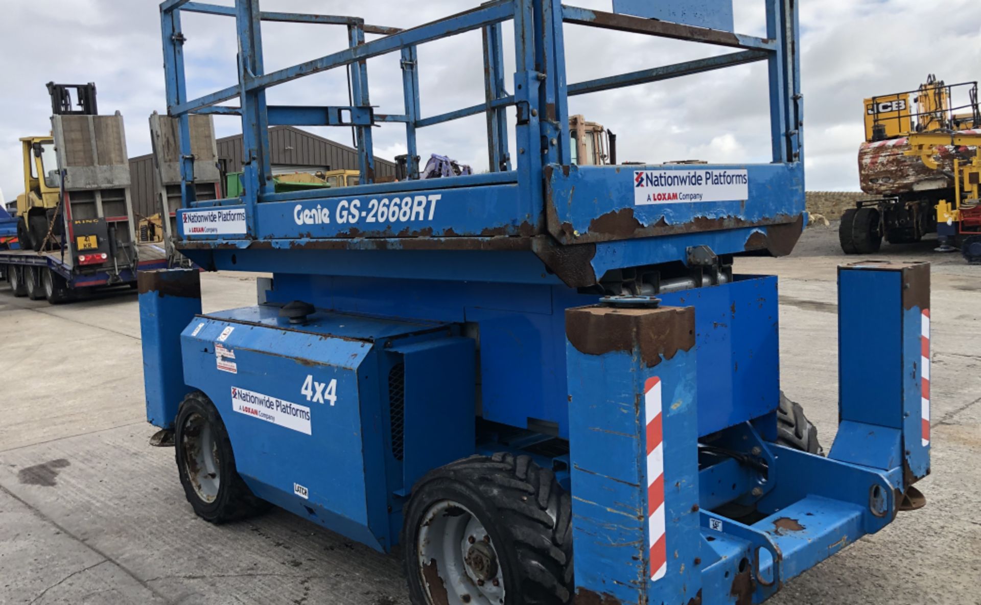 GENIE GS 2668 RT 4×4 SCISSOR LIFT | 10M LIFT - Image 9 of 15