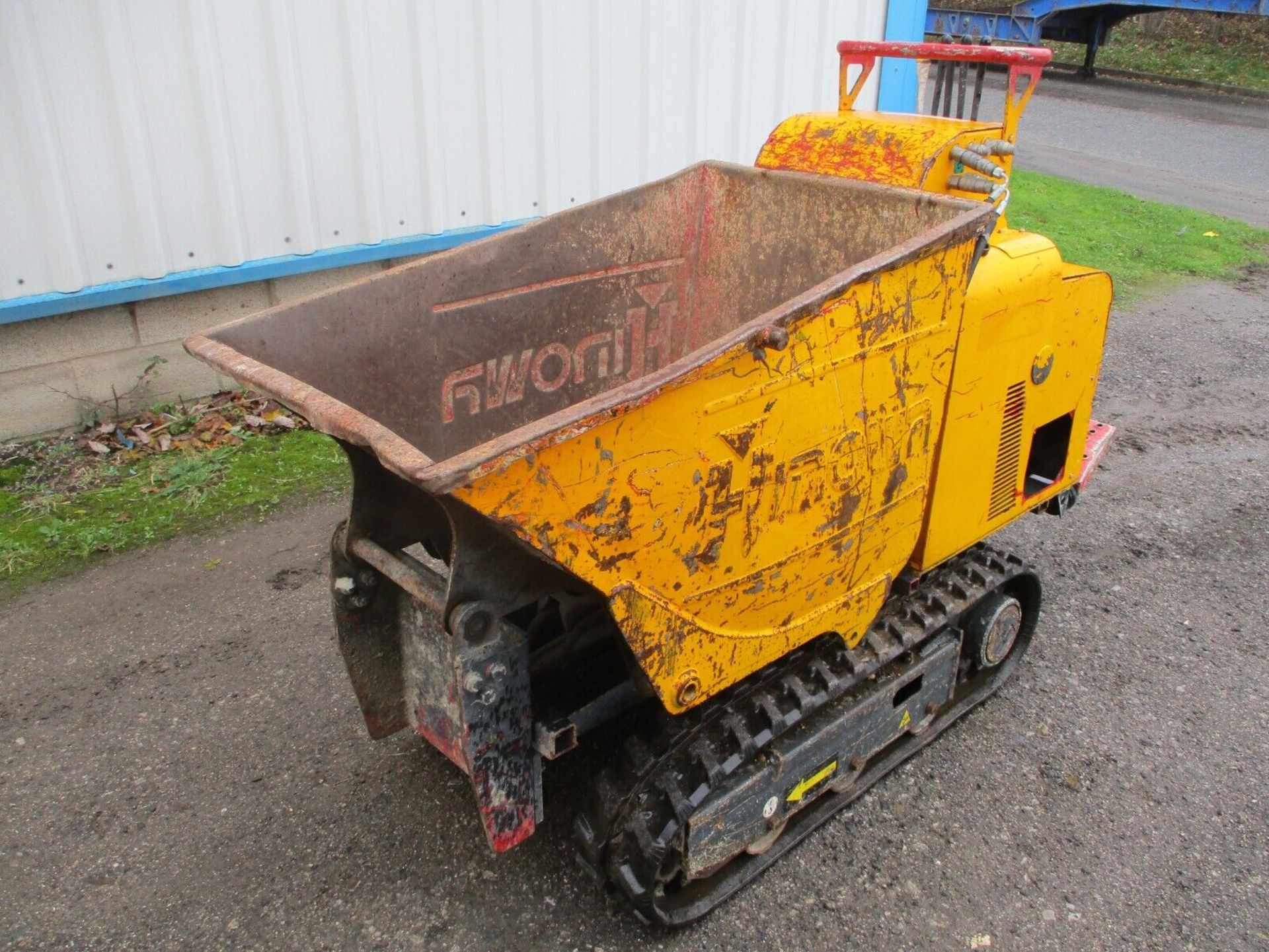 YANMAR ENGINE HINOWA TRACKED DUMPER - Image 7 of 10