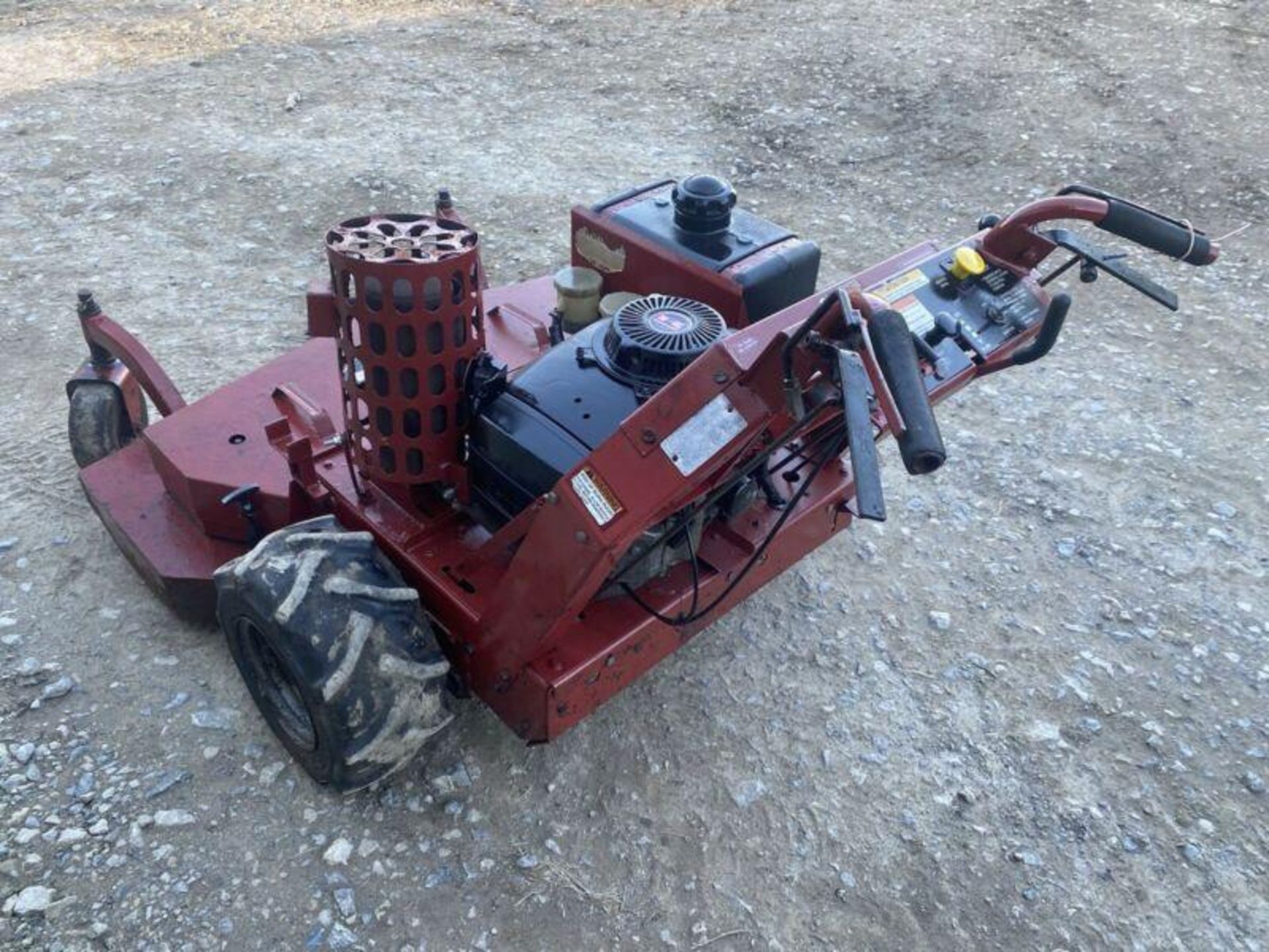 "FERRIS HYDROWALK 48" COMMERCIAL GRASS CUTTER: READY TO WORK - Image 3 of 7