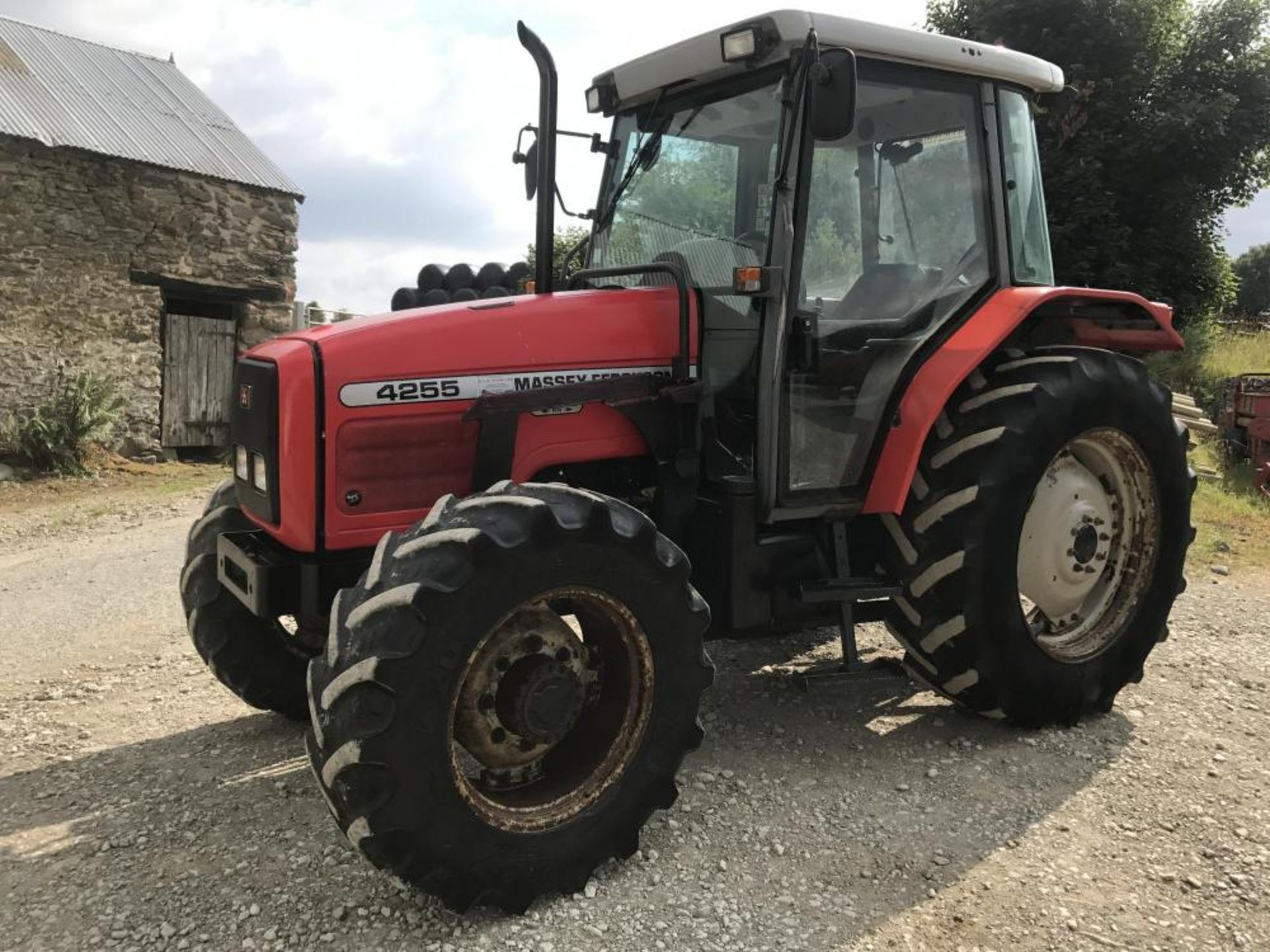 2001 MASSEY FERGUSON 4255 TRACTOR 4WD Y REG V5 3950 HOURS - Image 3 of 10