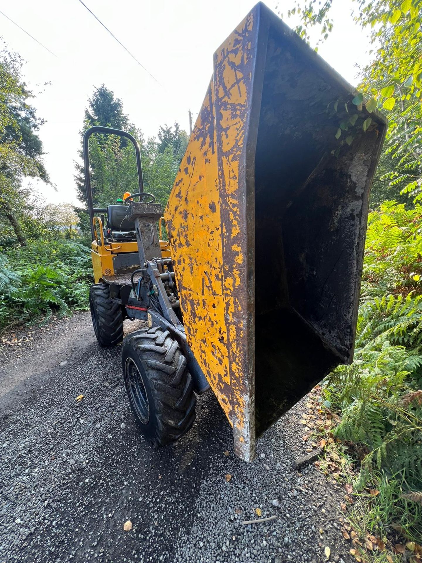 TEREX 1 TON DUMPER 4X4 - Image 10 of 15