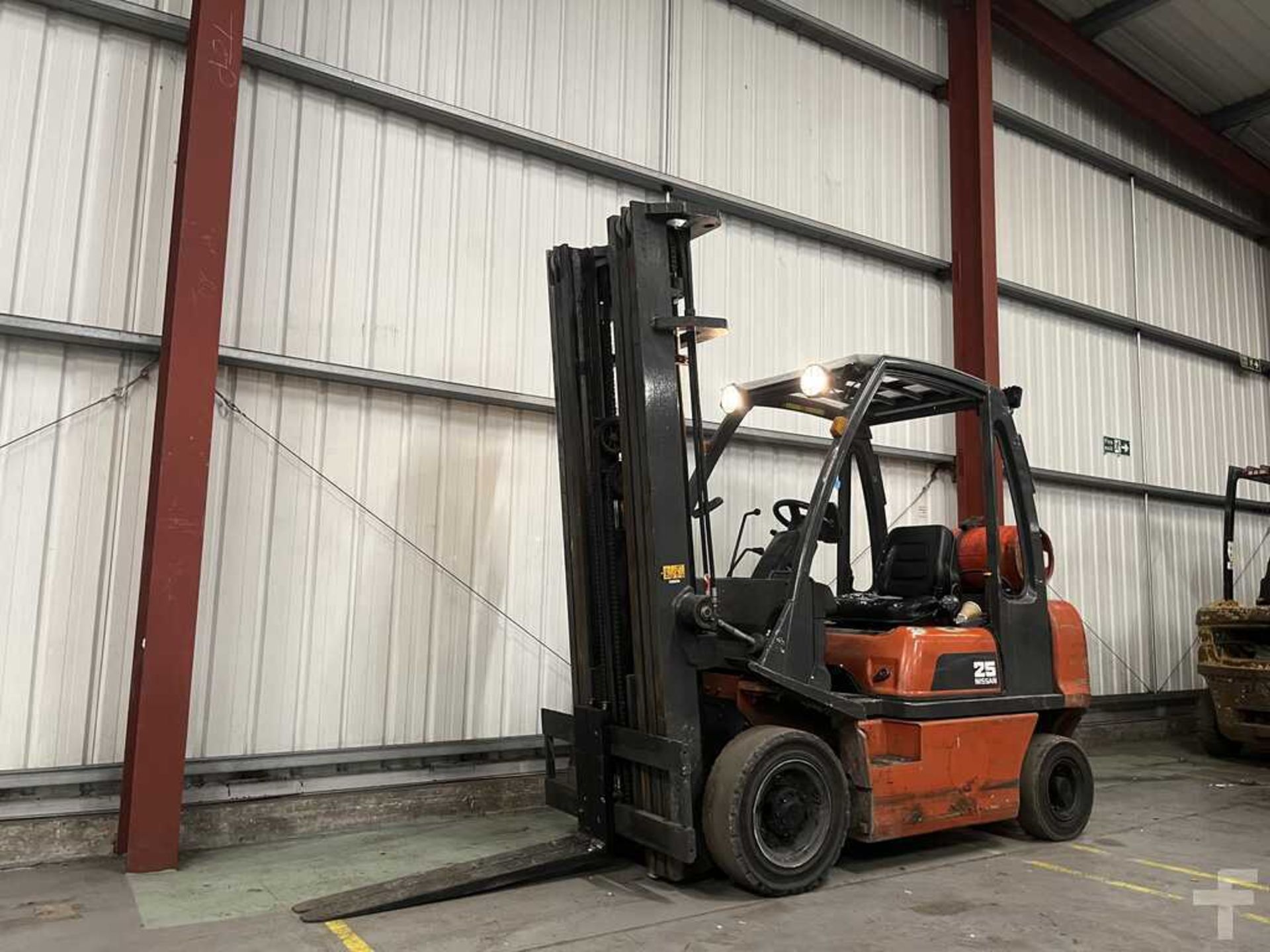 LPG FORKLIFTS NISSAN UD02A25PQ - Image 2 of 5
