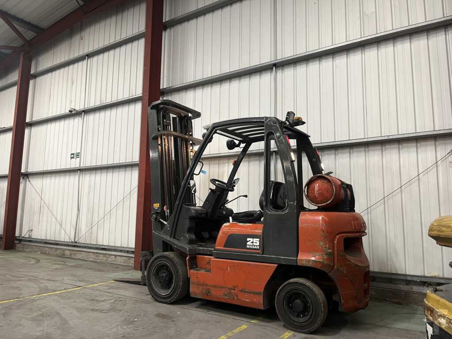 LPG FORKLIFTS NISSAN UD02A25PQ - Image 3 of 5